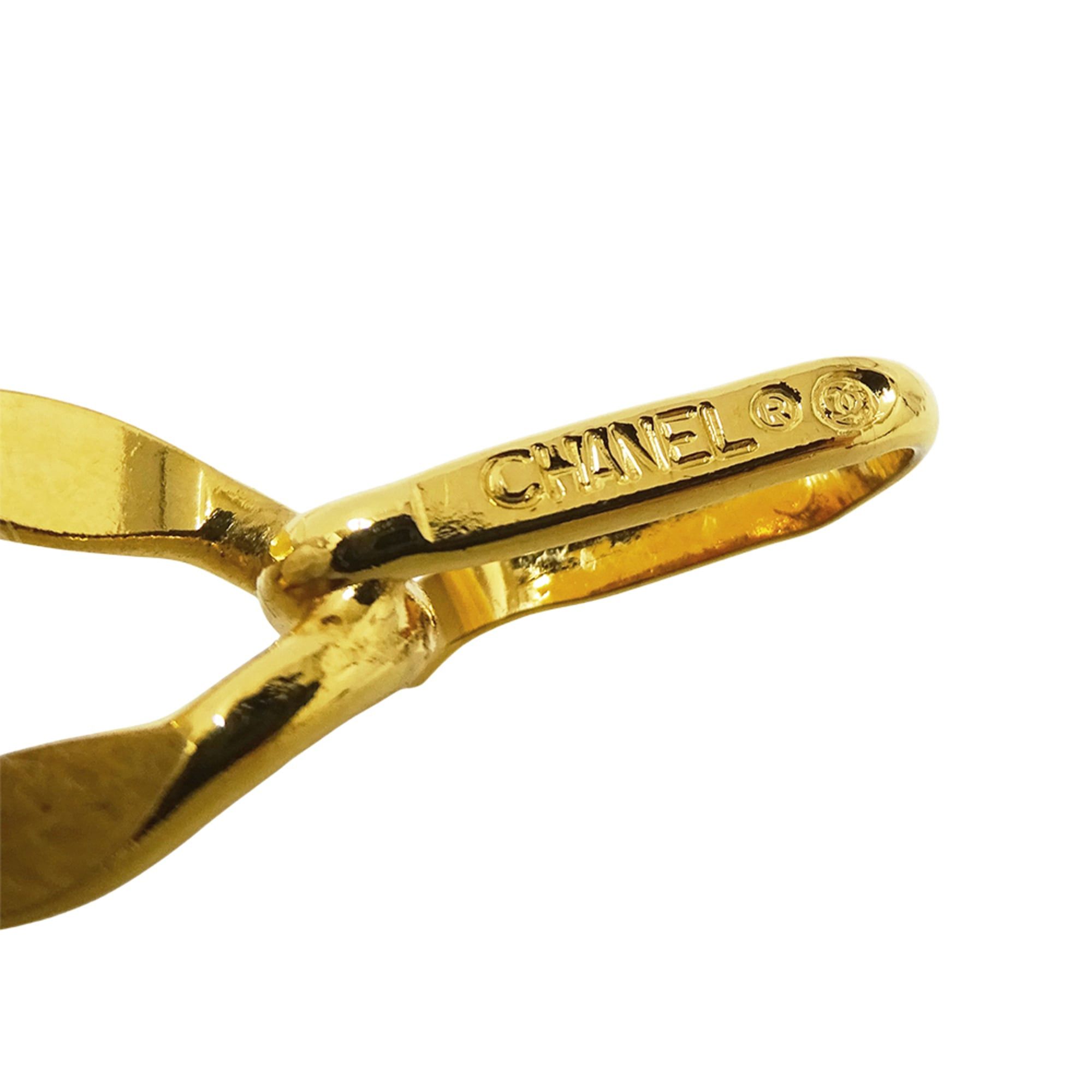Chanel Chanel women's chain belt with gold logo plate and coin motif. Size ONE SIZE - 4 Thumbnail