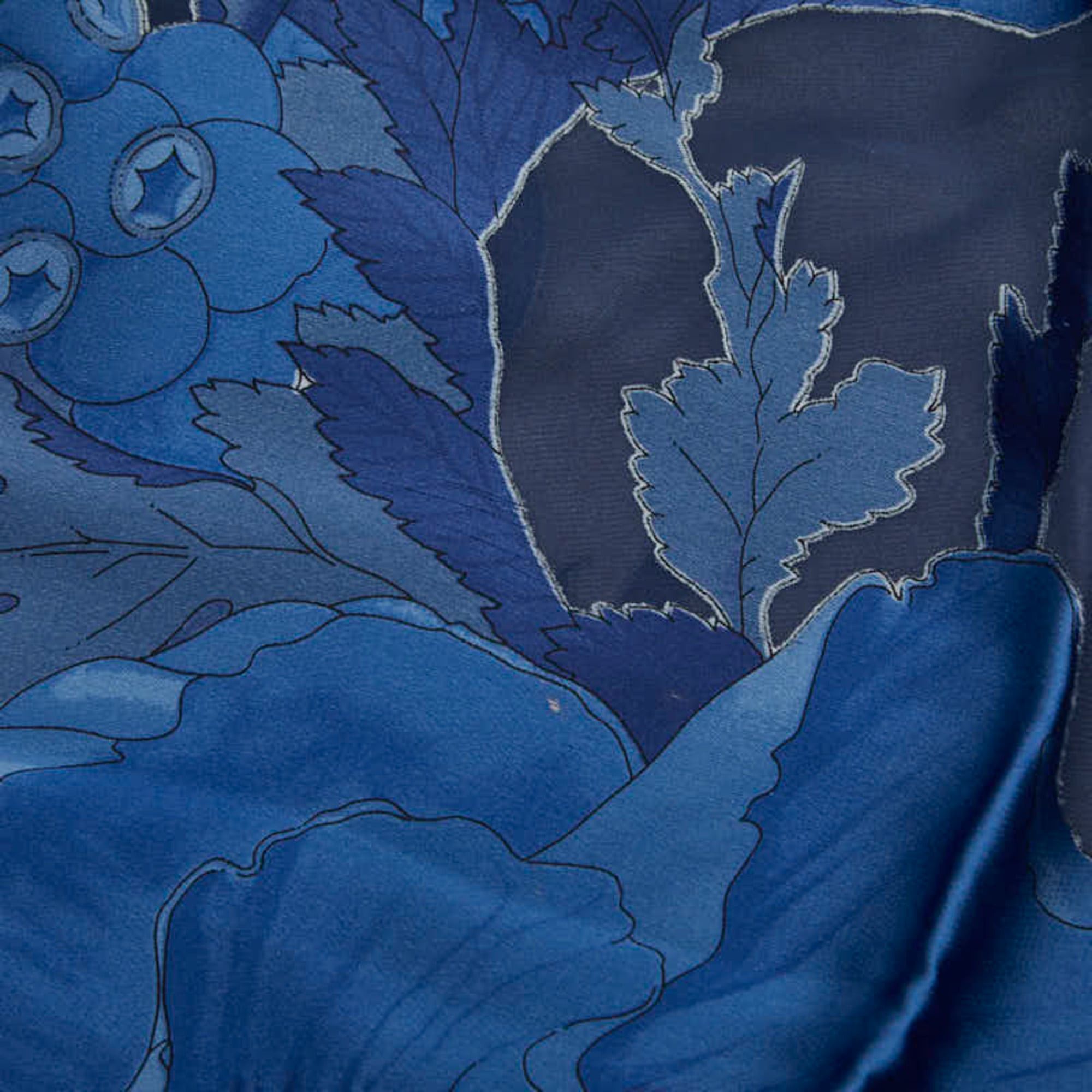 Salvatore Ferragamo Salvatore Ferragamo Flower Pattern Scarf/Muffler, Blue, Rayon Silk, Women's Size ONE SIZE - 3 Thumbnail