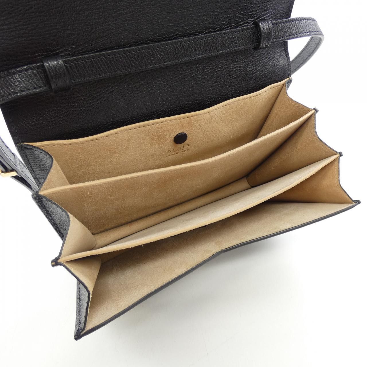 Other Other Alaia LE PAPA Leather Bag Leather Crossbody Bag LEPAPA DUTY FREE for USA Size ONE SIZE - 6 Thumbnail