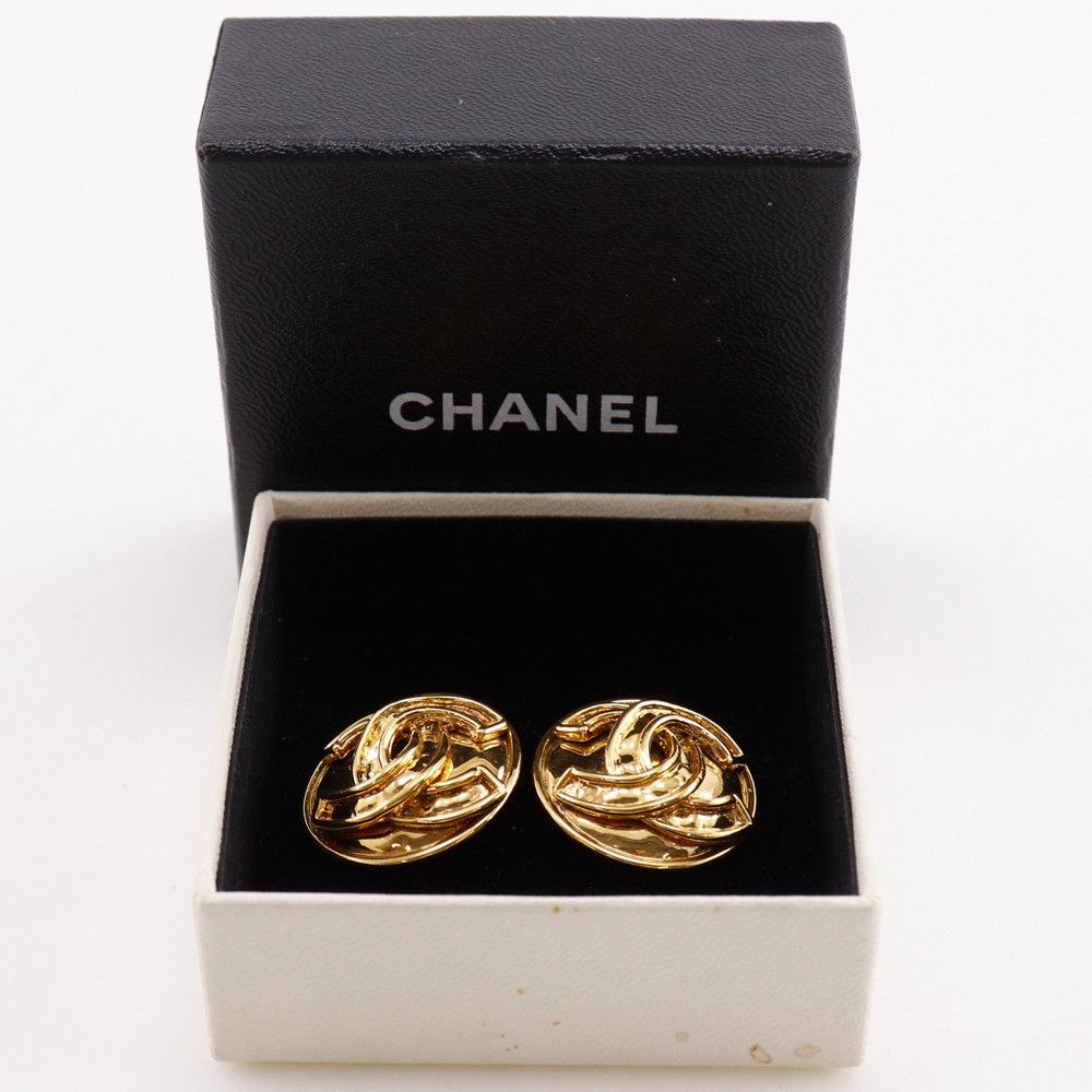 Chanel Chanel Chanel Coco Mark Vintage Earrings Metal Earrings DUTY FREE for USA Size ONE SIZE - 11 Thumbnail