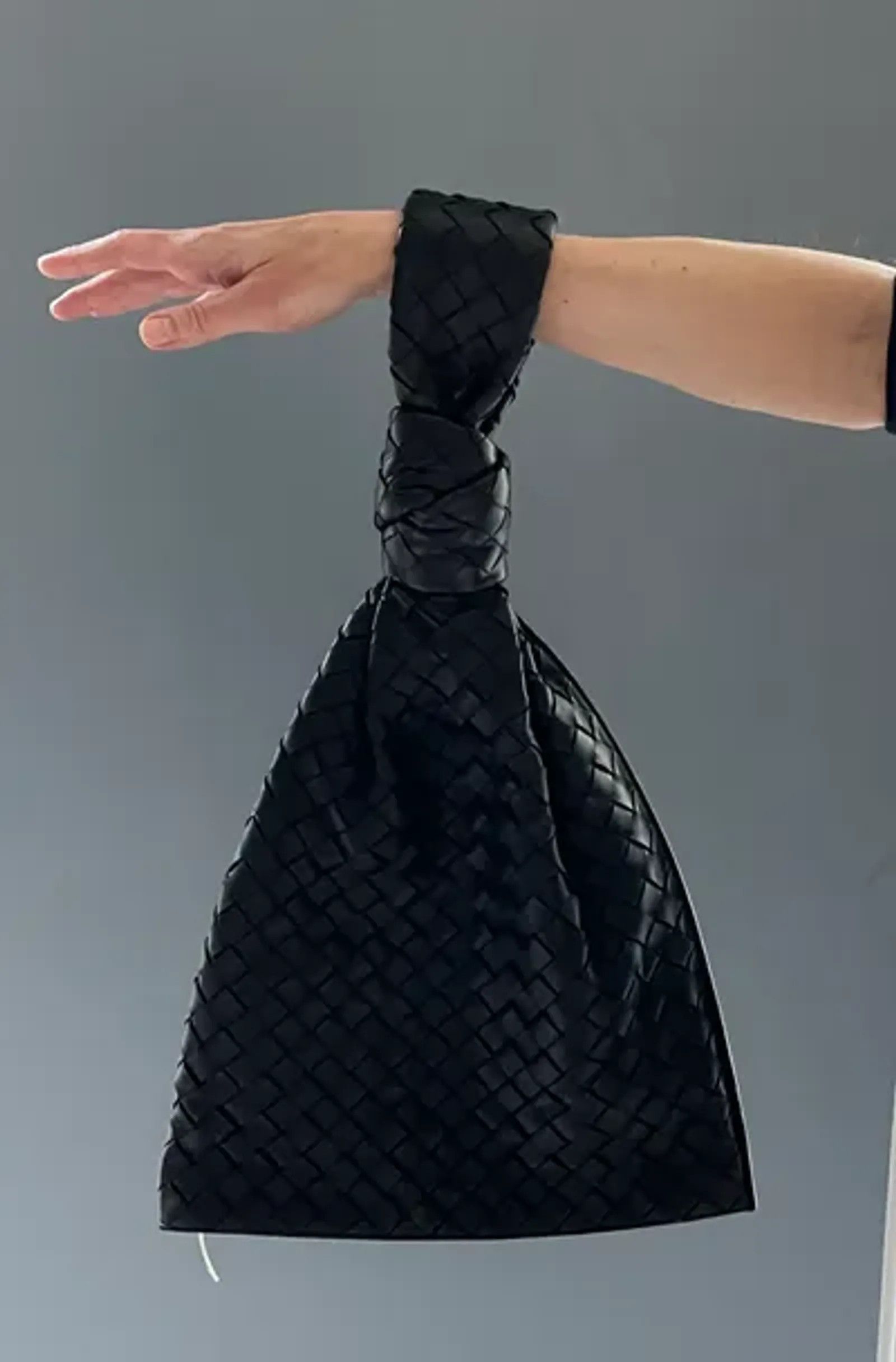 Bottega Veneta Bottega Veneta Twist Leather Bag Bucket Bag Size ONE SIZE - 2 Thumbnail