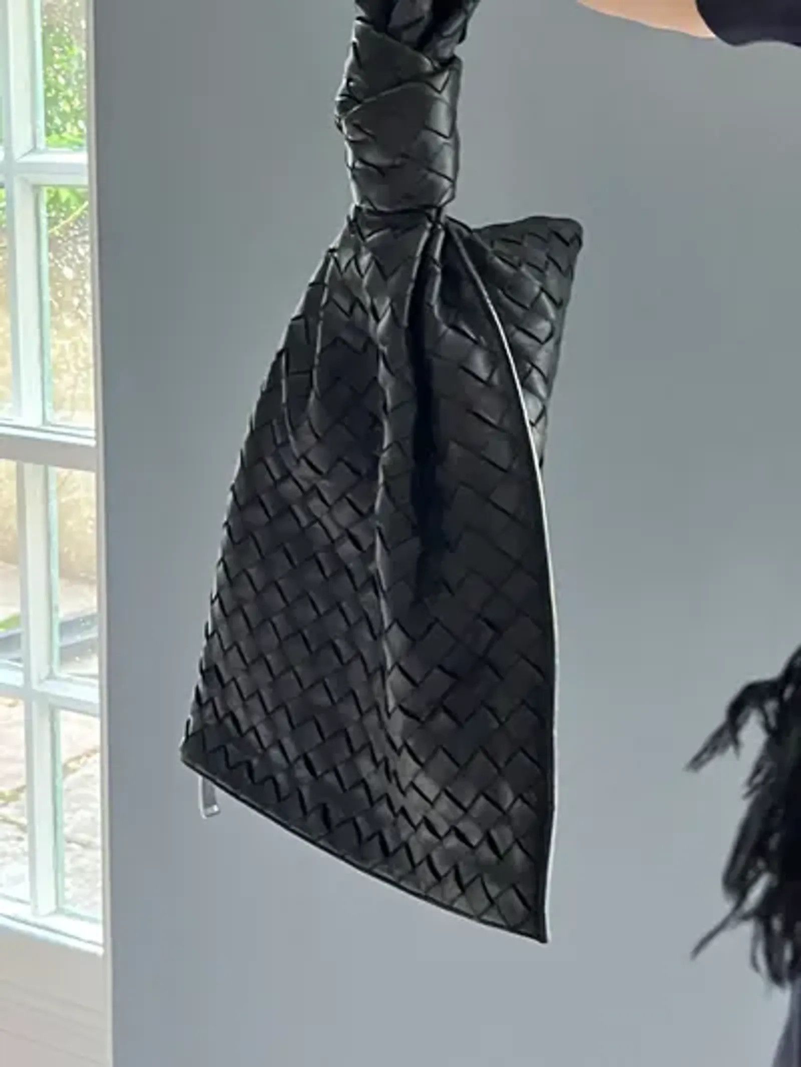 Bottega Veneta Bottega Veneta Twist Leather Bag Bucket Bag Size ONE SIZE - 3 Thumbnail