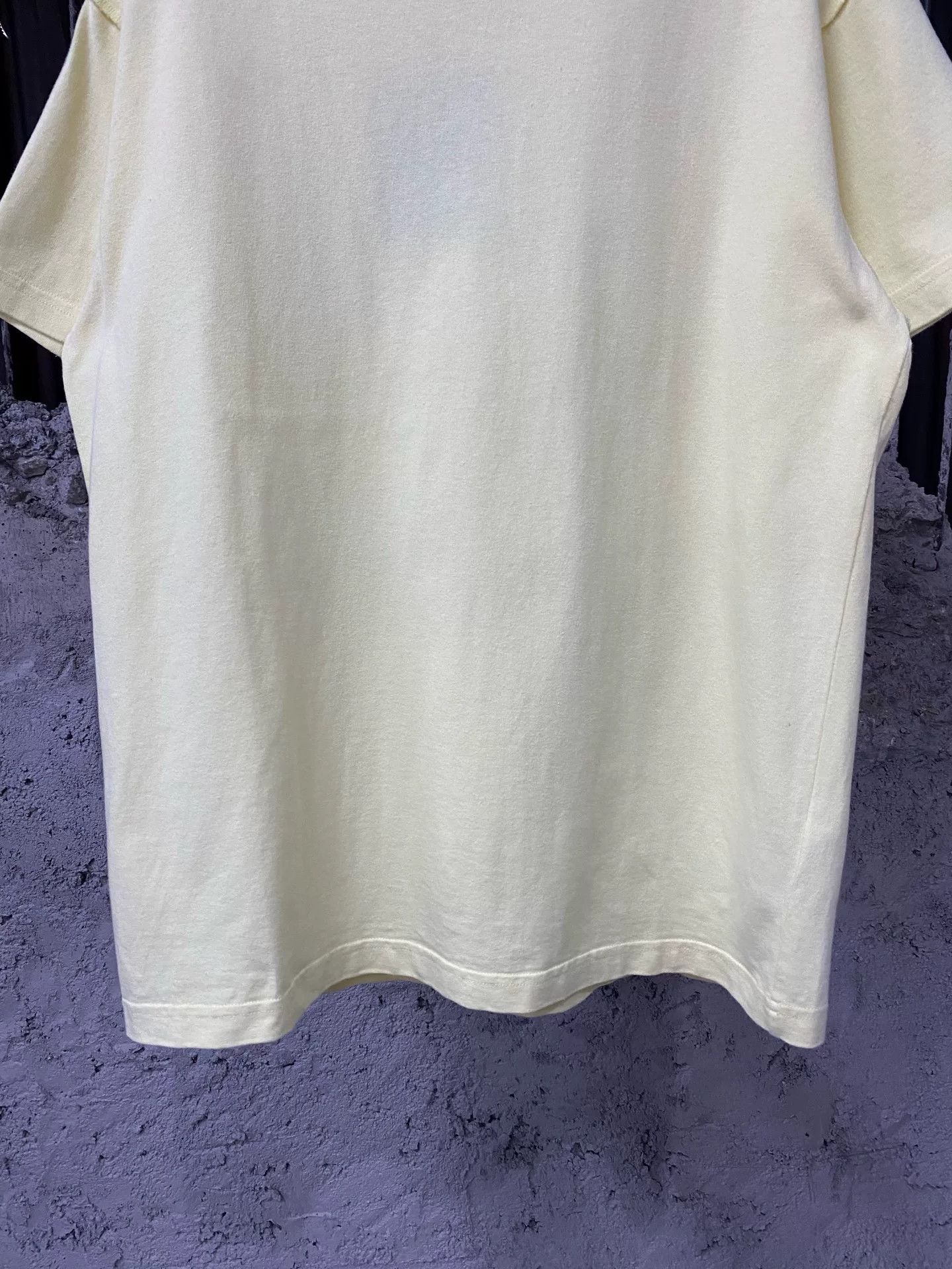 Louis Vuitton Louis Vuitton Yellow T-Shirt Size XS Size US XS / EU 42 / 0 - 6 Thumbnail