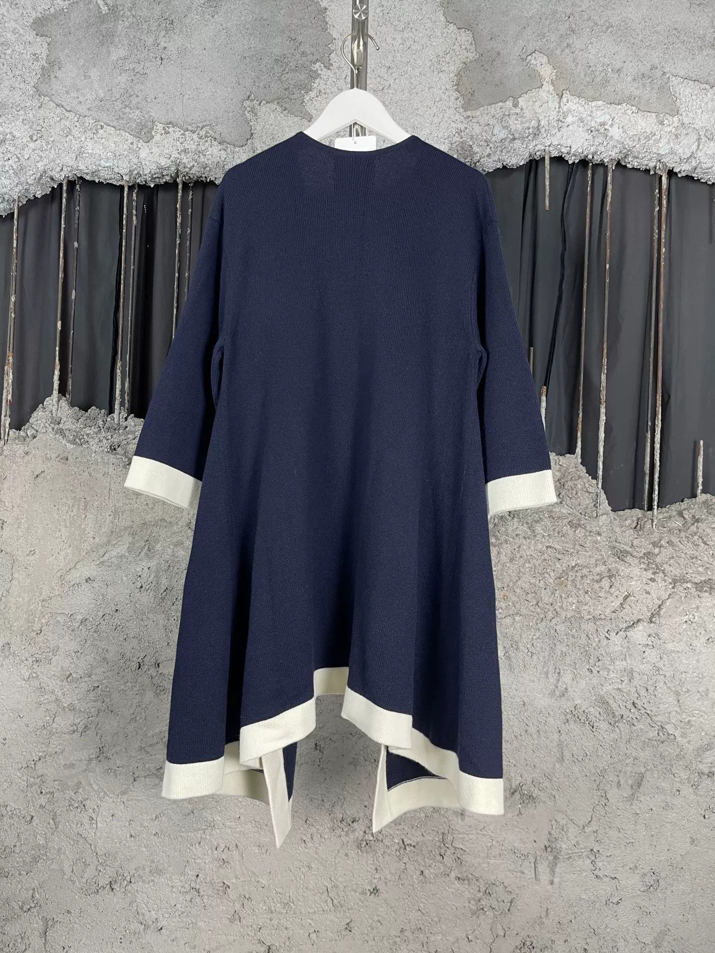 Chanel Chanel Navy Knit Coat Size 34 Size XS / US 0-2 / IT 36-38 - 3 Thumbnail