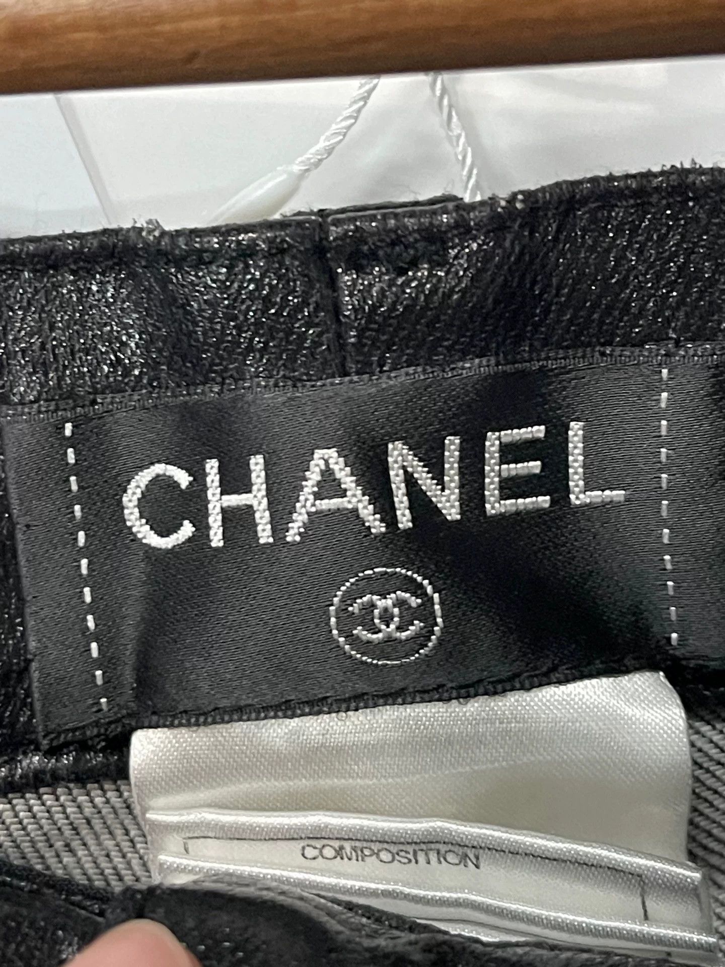 Chanel Chanel Coated Cotton Shorts Size 34 Size 25" / US 0 / IT 36 - 6 Thumbnail