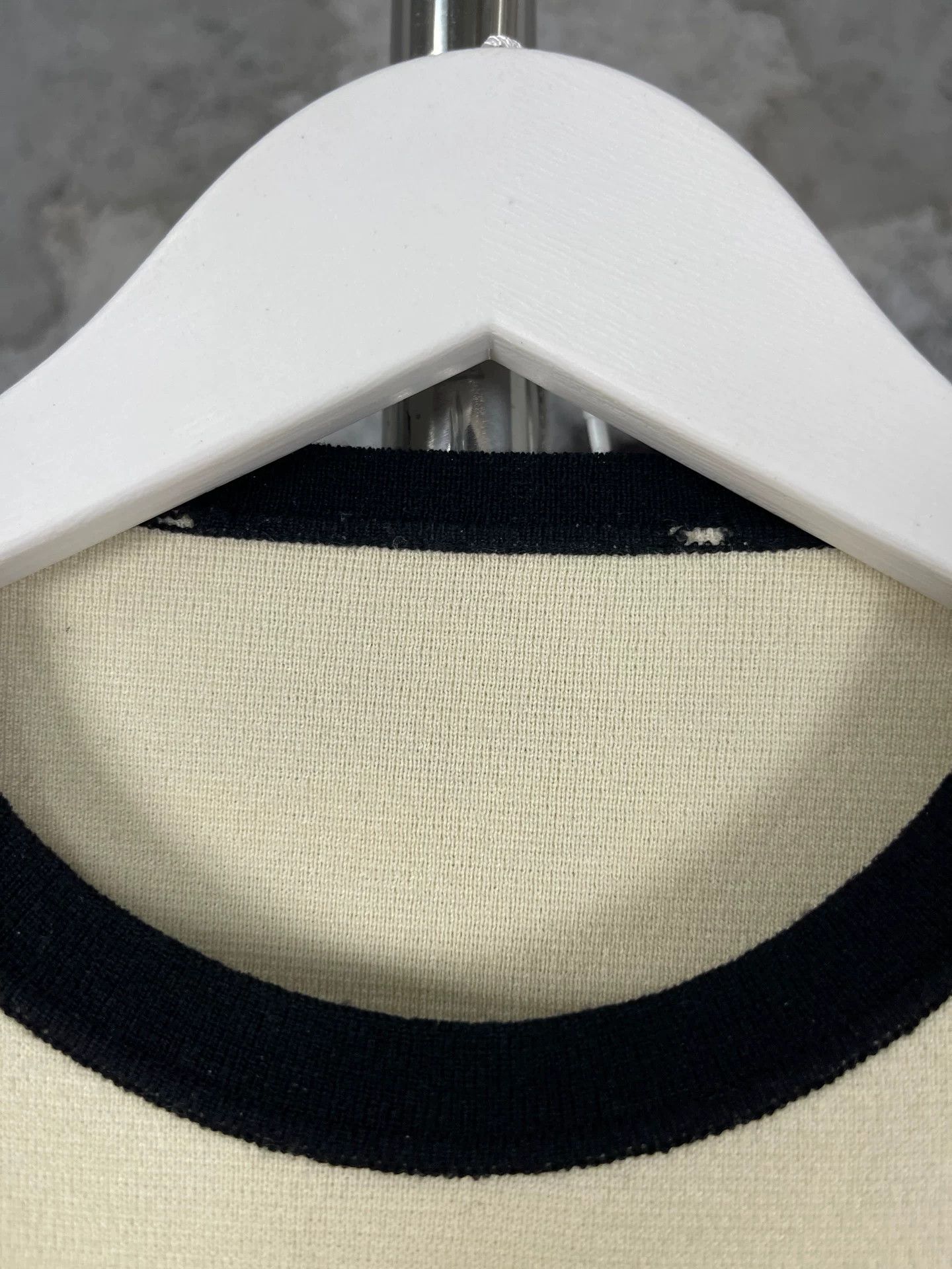 Gucci Gucci Pearl Detail Sweater Size XXS Size XXS / US 00 / IT 34 - 8 Thumbnail