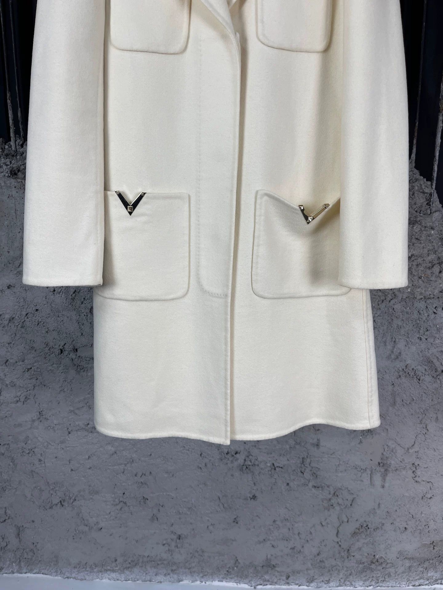 Valentino Valentino Metal V Wool Coat Size 2 Size XS / US 0-2 / IT 36-38 - 5 Thumbnail