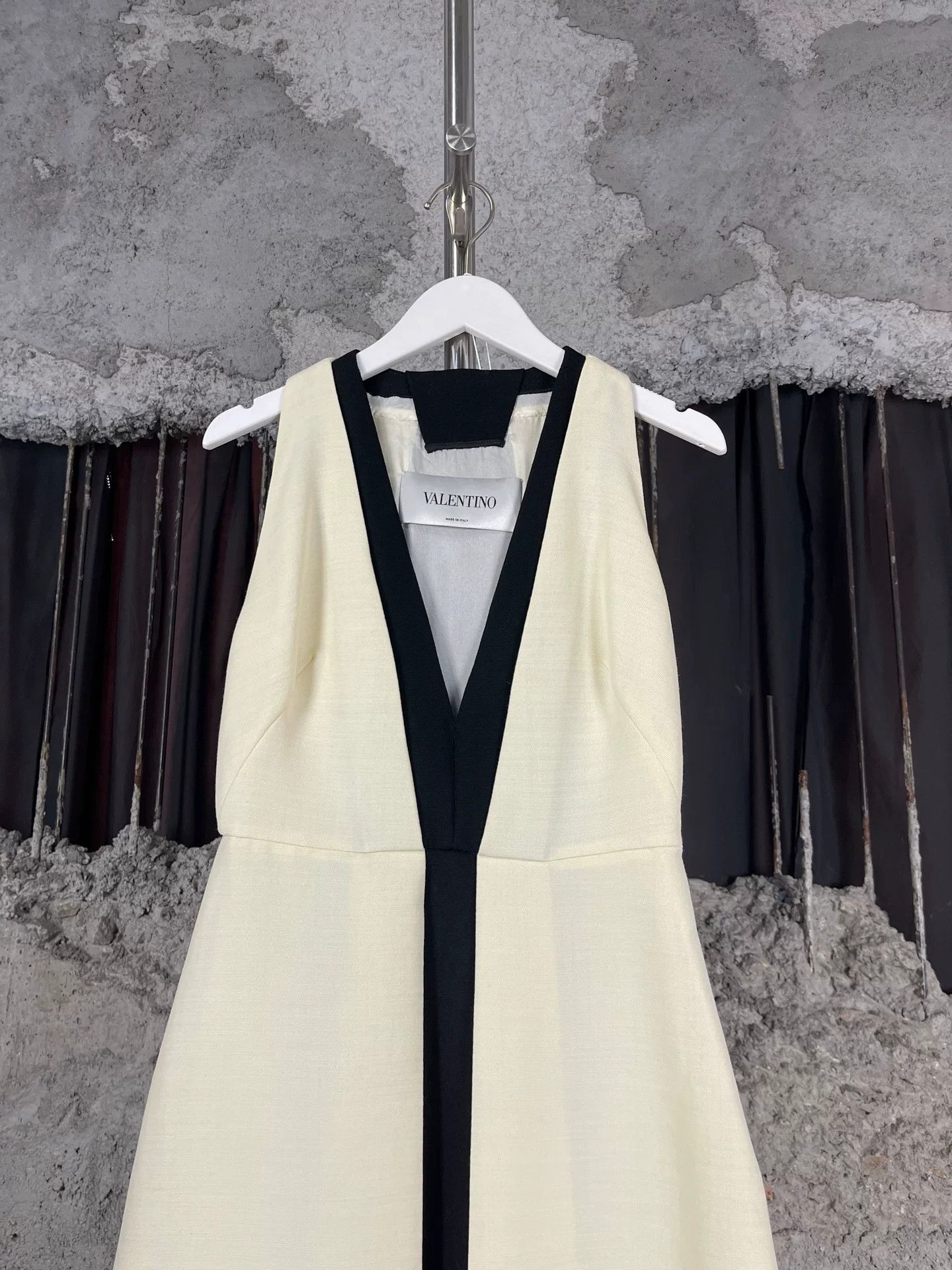 Valentino Valentino Two-Tone Mini Dress Size 2 Size XS / US 0-2 / IT 36-38 - 4 Thumbnail