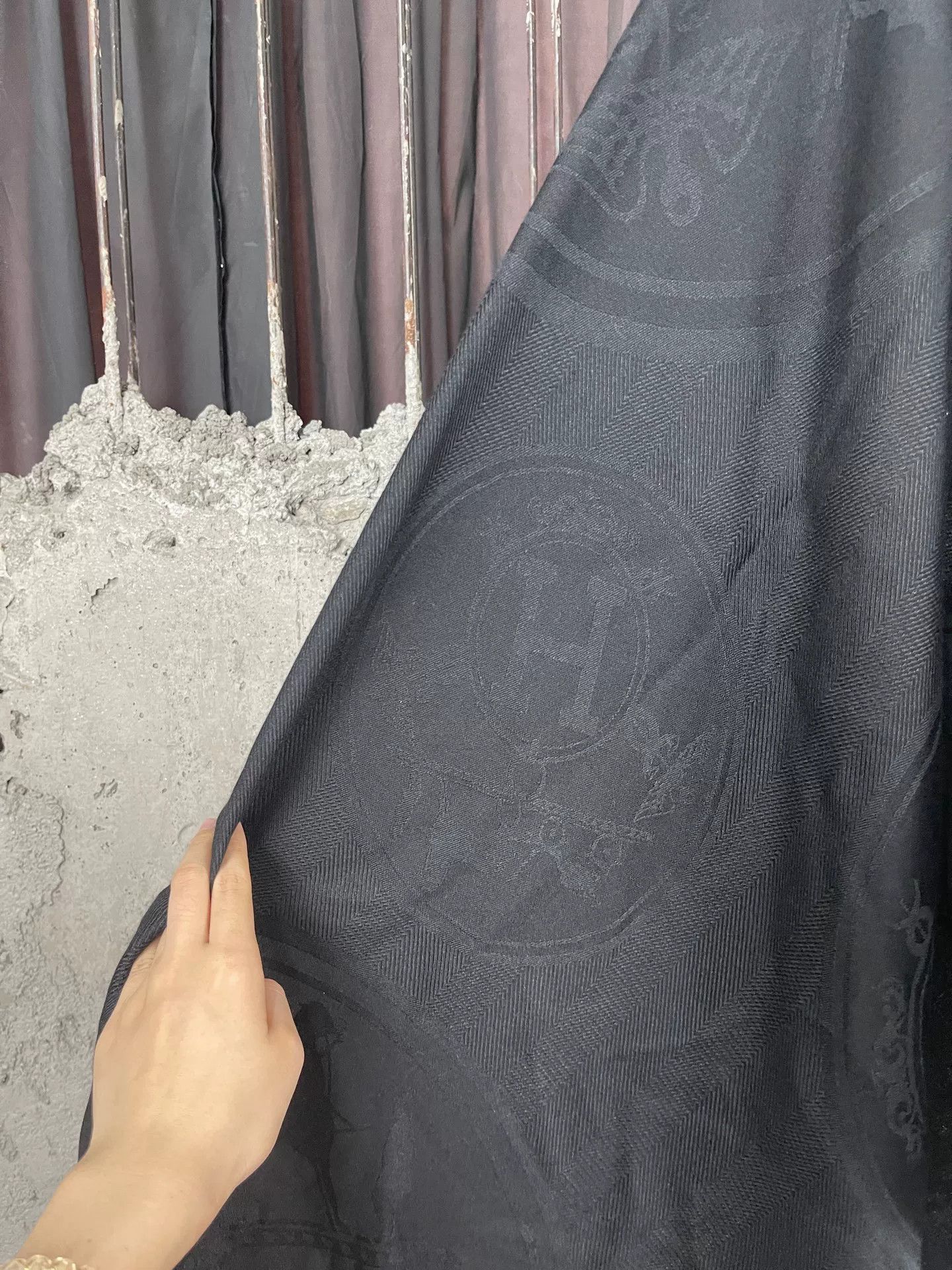 Hermes Hermès Tonal Logo Shawl Size ONE SIZE - 5 Thumbnail
