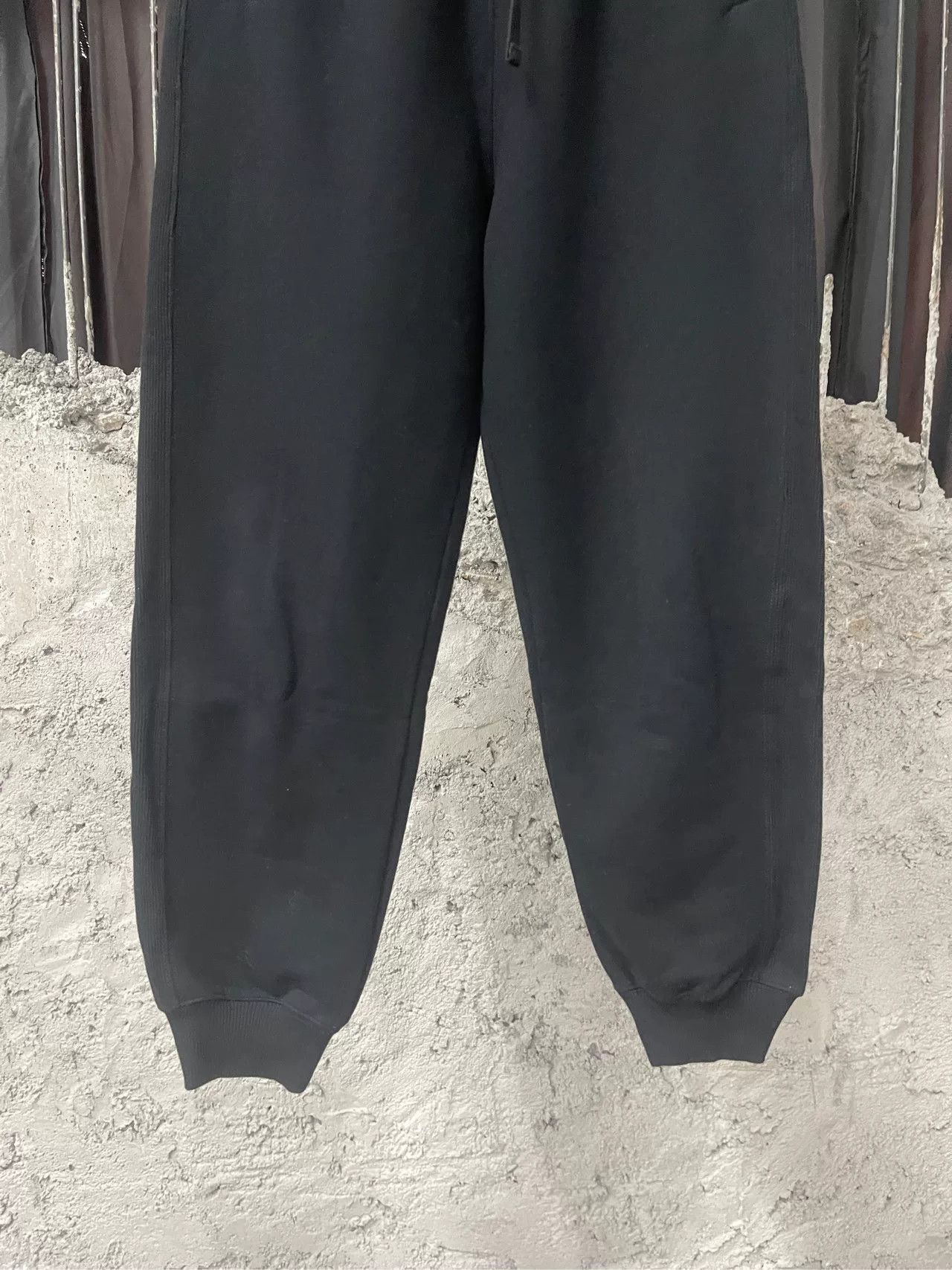 Miu Miu Miu Miu Black Logo Sweatpants Size 36 Size 25" / US 0 / IT 36 - 5 Thumbnail