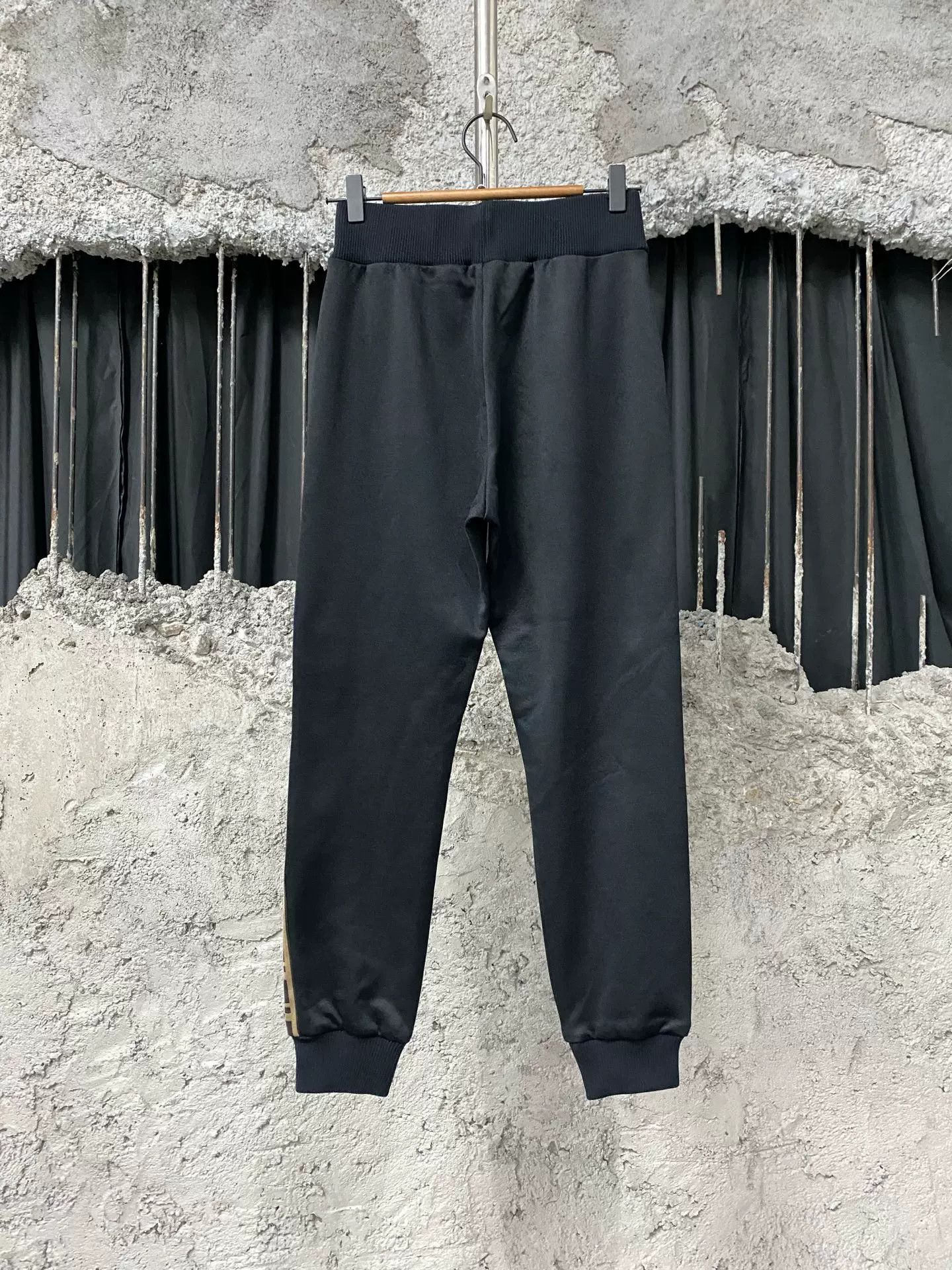Fendi Fendi Logo Stripe Joggers IT 38 Size 26" / US 2 / IT 38 - 3 Thumbnail