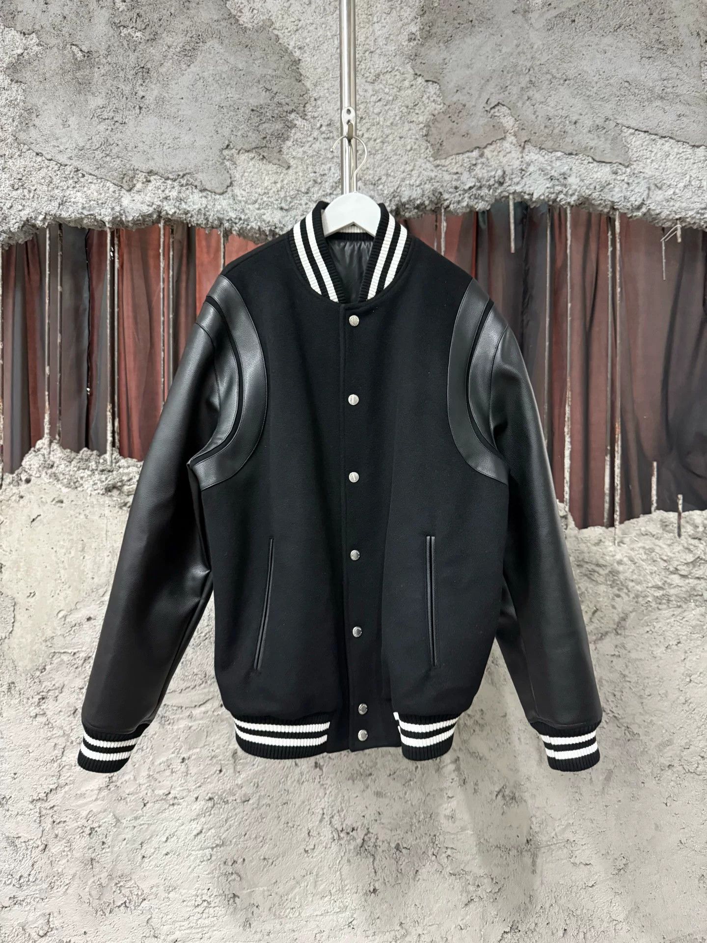 Balmain Balmain Logo Varsity Bomber Jacket Size S Size US S / EU 44-46 / 1 - 2 Thumbnail