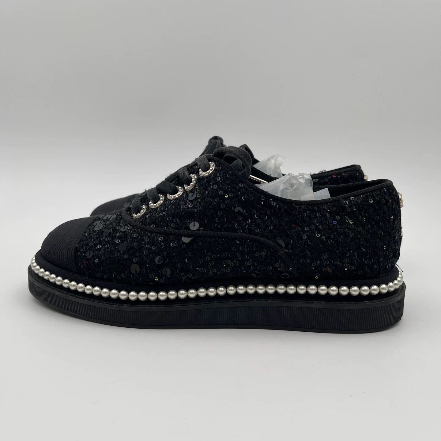 Chanel Chanel Sequin Pearl Low-Top Sneakers Size 36.5 Size US 5.5 / IT 35.5 - 3 Thumbnail