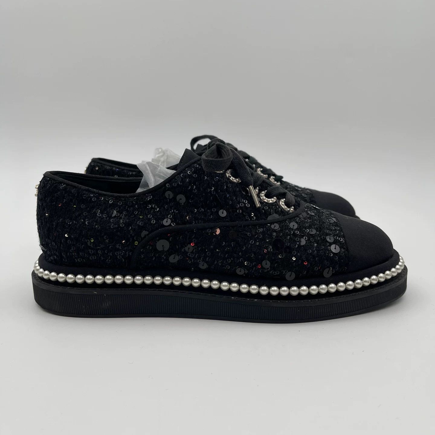 Chanel Chanel Sequin Pearl Low-Top Sneakers Size 36.5 Size US 5.5 / IT 35.5 - 2 Thumbnail