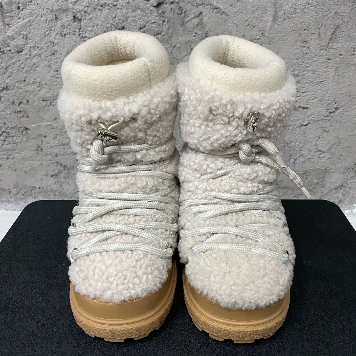 Miu Miu Miu Miu Shearling Snow Boots Size 35 Size US 5 / IT 35 - 7 Thumbnail