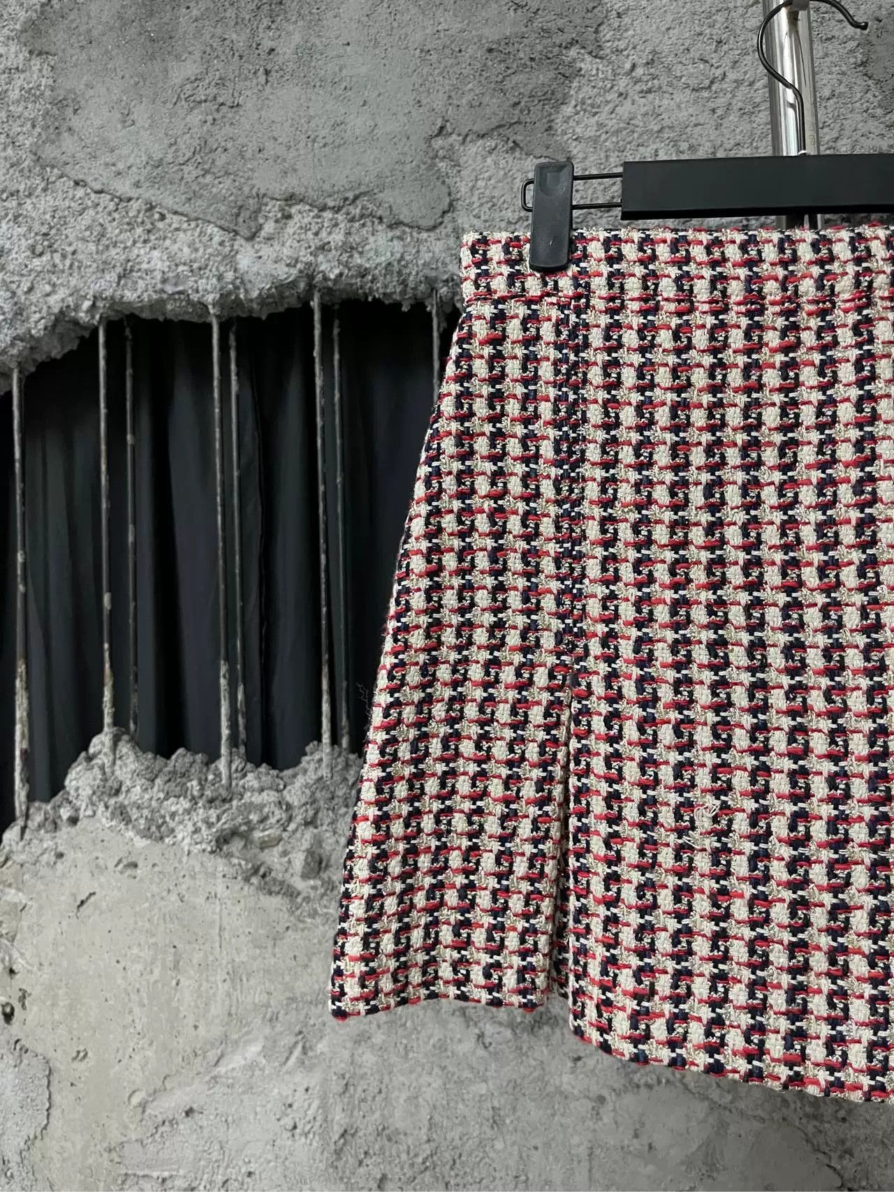 Gucci Gucci Tweed Mini Skirt Size 42 Size 28" / US 6 / IT 42 - 4 Thumbnail