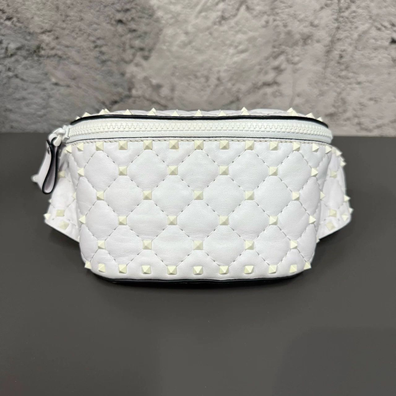 Valentino Valentino Garavani White Rockstud Belt Bag ONE SIZE Size ONE SIZE - 2 Thumbnail