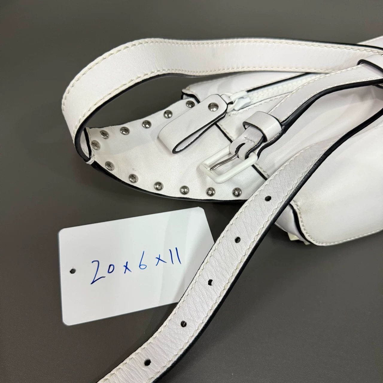Valentino Valentino Garavani White Rockstud Belt Bag ONE SIZE Size ONE SIZE - 10 Thumbnail