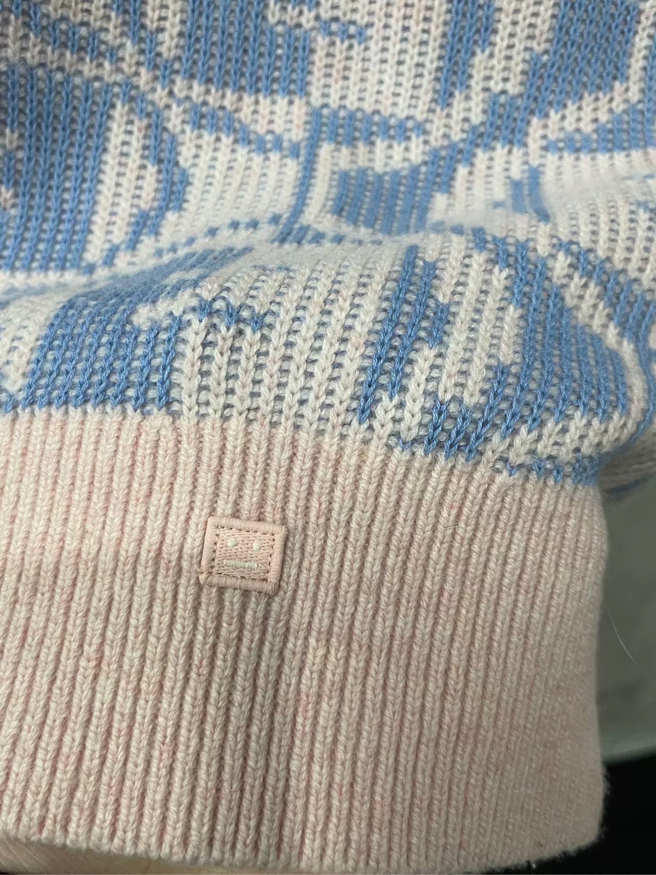 Acne Studios Acne Studios Logo Jacquard Sweater Size L Size US L / EU 52-54 / 3 - 6 Thumbnail