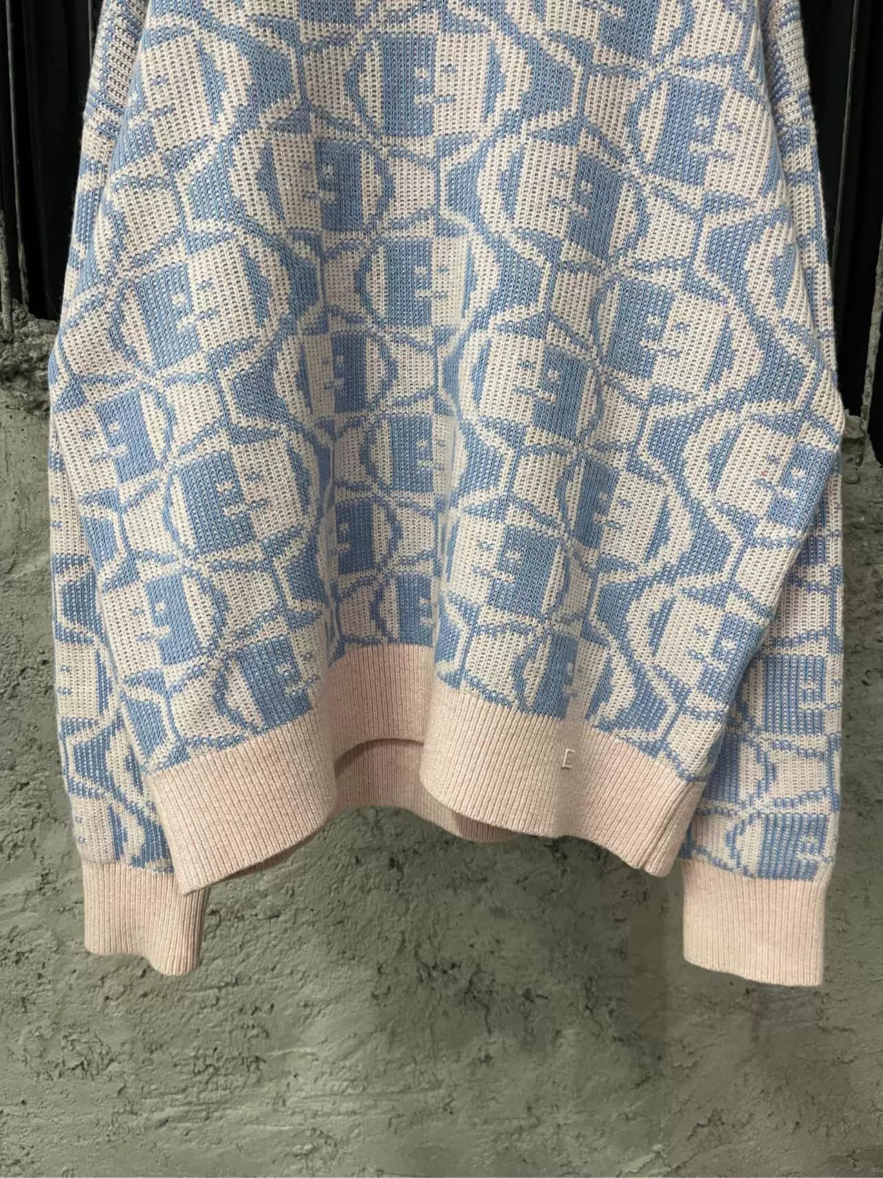 Acne Studios Acne Studios Logo Jacquard Sweater Size L Size US L / EU 52-54 / 3 - 5 Thumbnail