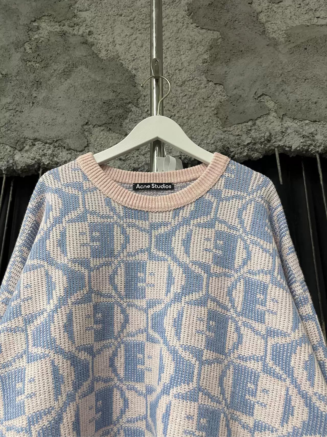 Acne Studios Acne Studios Logo Jacquard Sweater Size L Size US L / EU 52-54 / 3 - 4 Thumbnail