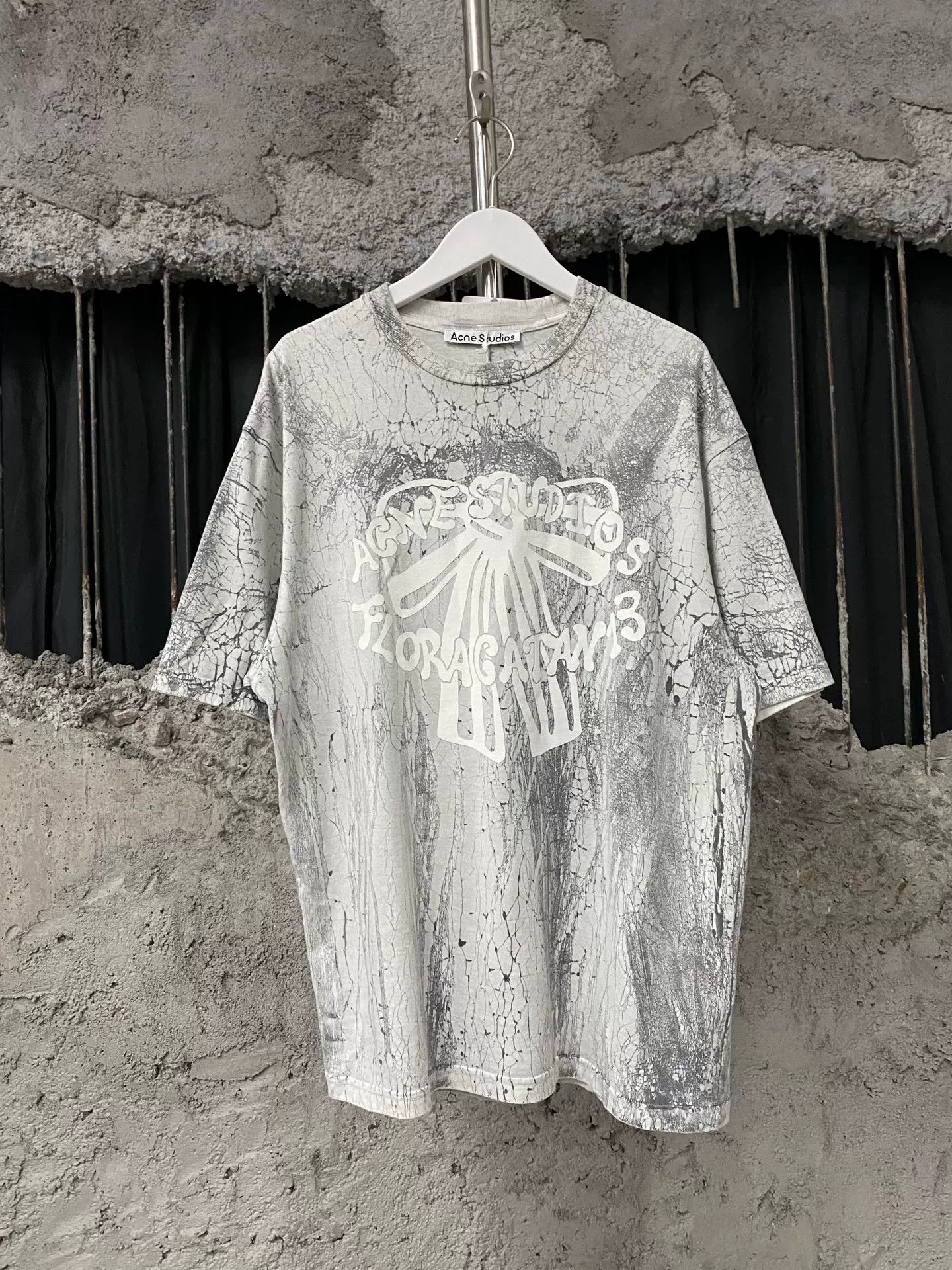 Acne Studios Acne Studios Tie-Dye Bow T-Shirt Size XS Size US XS / EU 42 / 0 - 2 Thumbnail