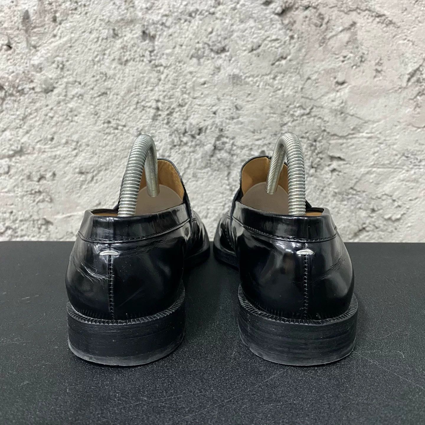 Maison Margiela Maison Margiela Tabi Patent Leather Loafers Size 38 Size US 8 / IT 38 - 4 Thumbnail