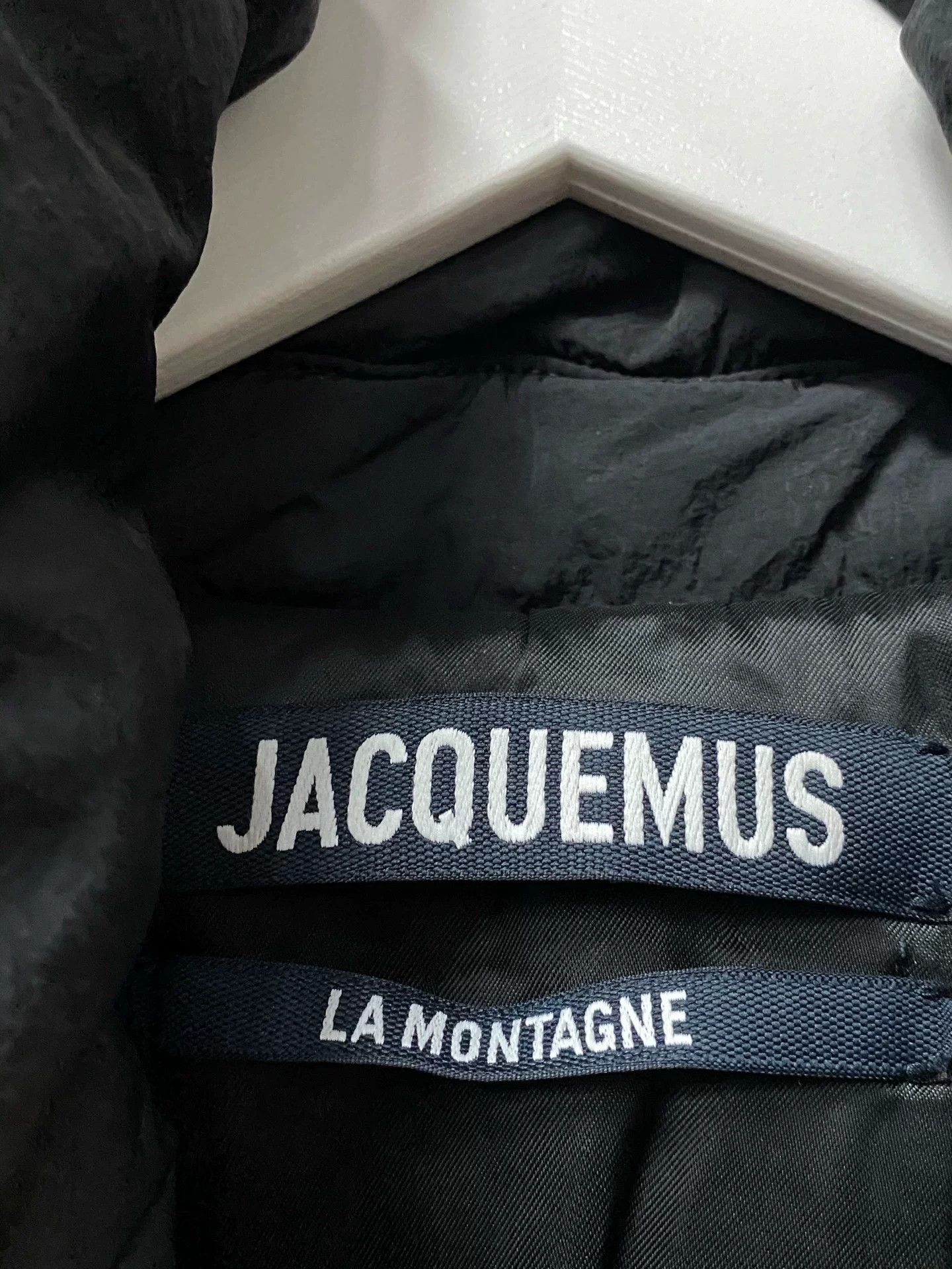 Jacquemus Jacquemus La Montagne Puffer Jacket Size 50 Size US M / EU 48-50 / 2 - 7 Thumbnail