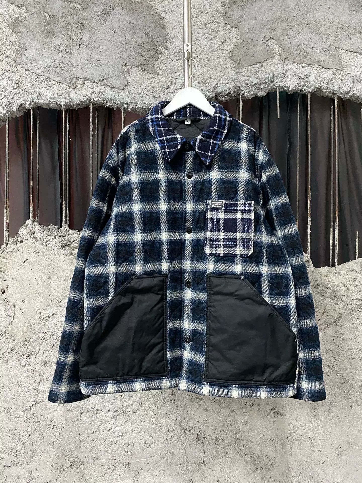 Burberry Burberry Plaid Quilted Jacket Size XL Size US XL / EU 56 / 4 - 2 Thumbnail