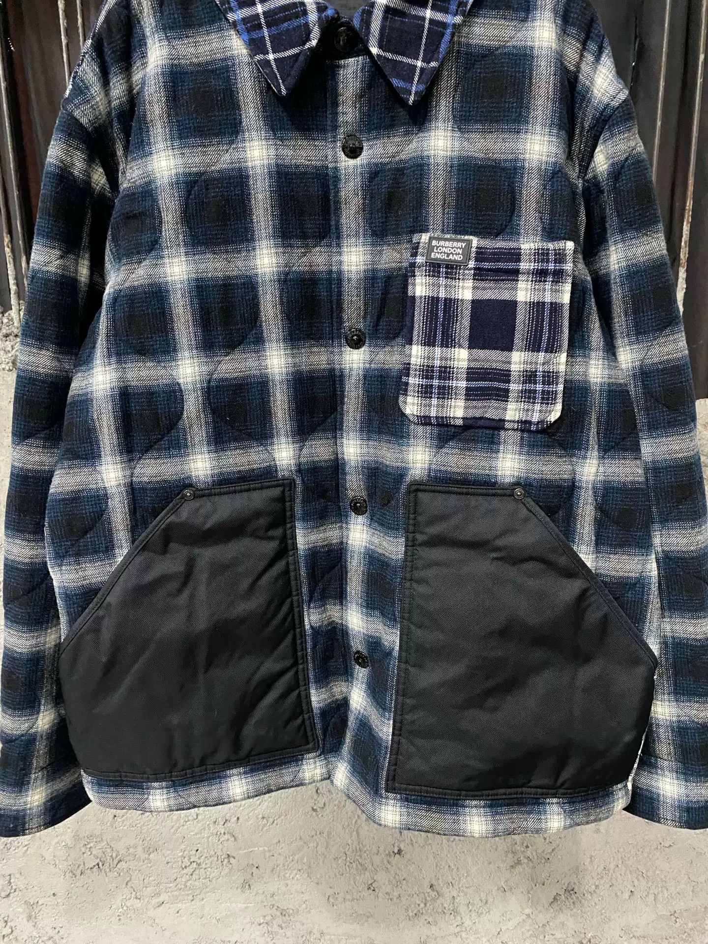 Burberry Burberry Plaid Quilted Jacket Size XL Size US XL / EU 56 / 4 - 5 Thumbnail