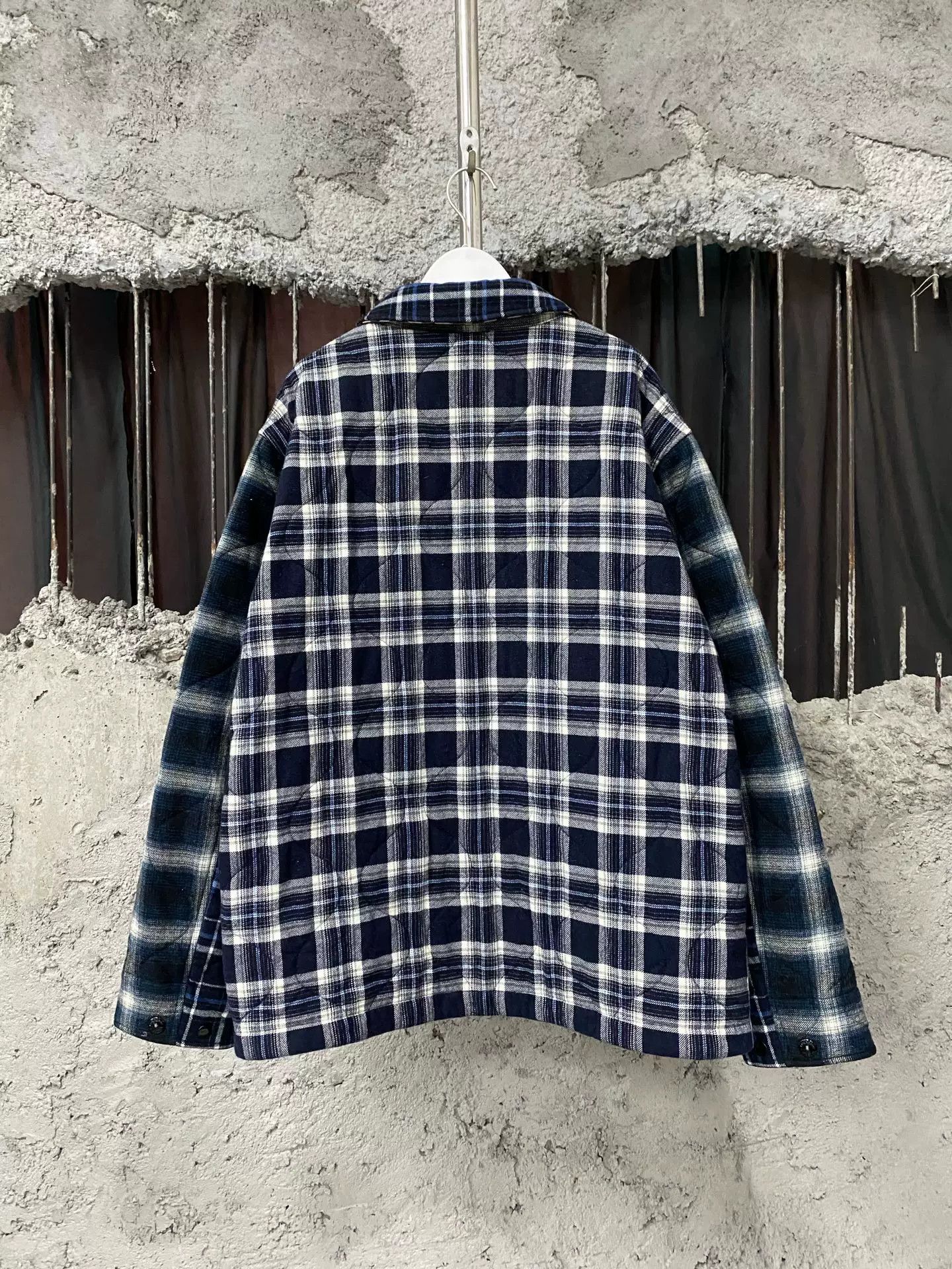 Burberry Burberry Plaid Quilted Jacket Size XL Size US XL / EU 56 / 4 - 3 Thumbnail