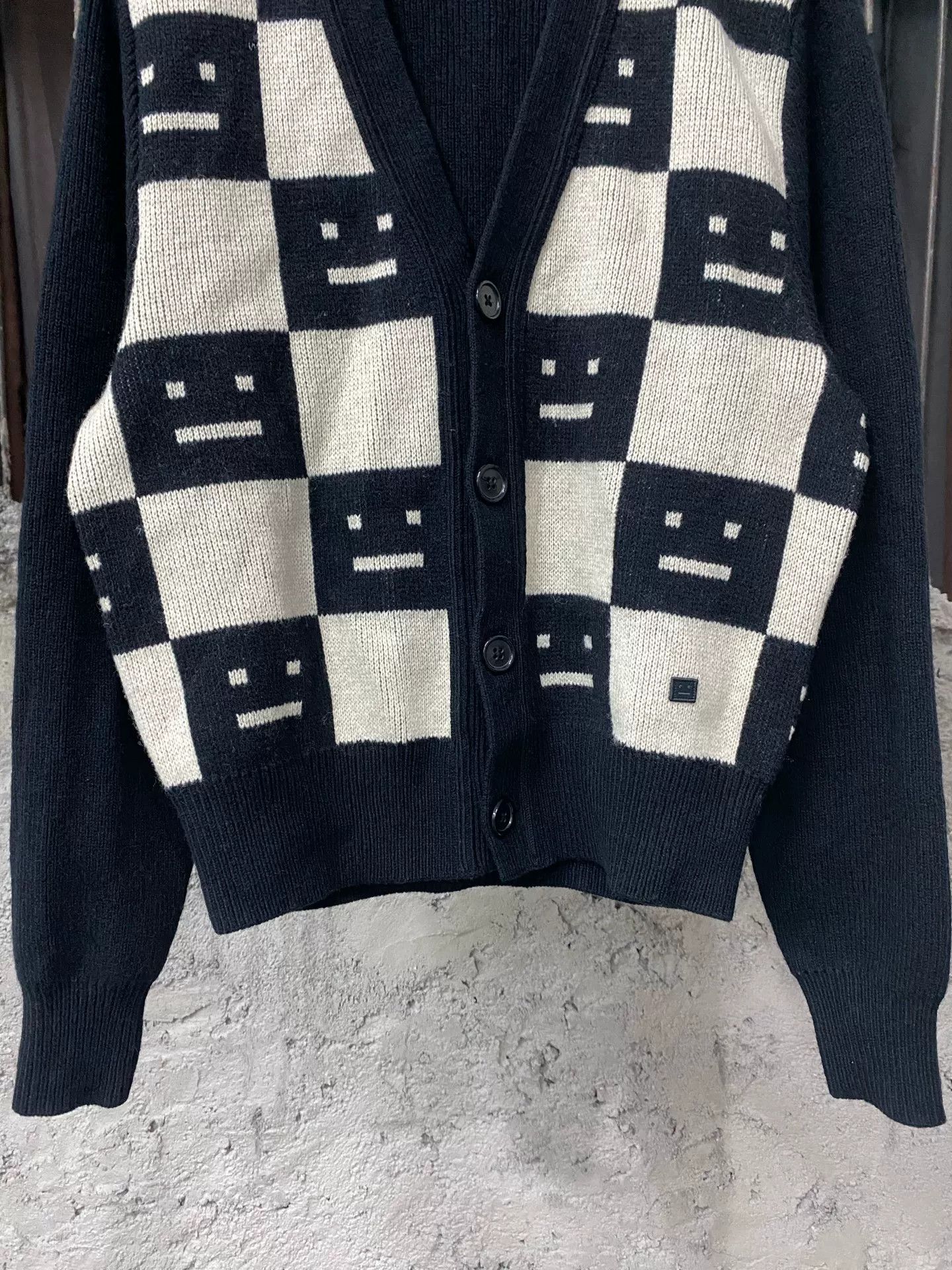 Acne Studios Acne Studios Checkerboard Face Cardigan Size XXS Size US XXS / EU 40 - 5 Thumbnail