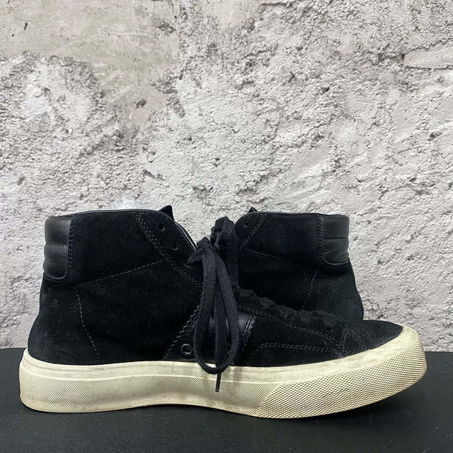 Tom Ford Tom Ford Suede Mid-Top Sneakers EU 44.5 Size US 11.5 / EU 44-45 - 5 Thumbnail