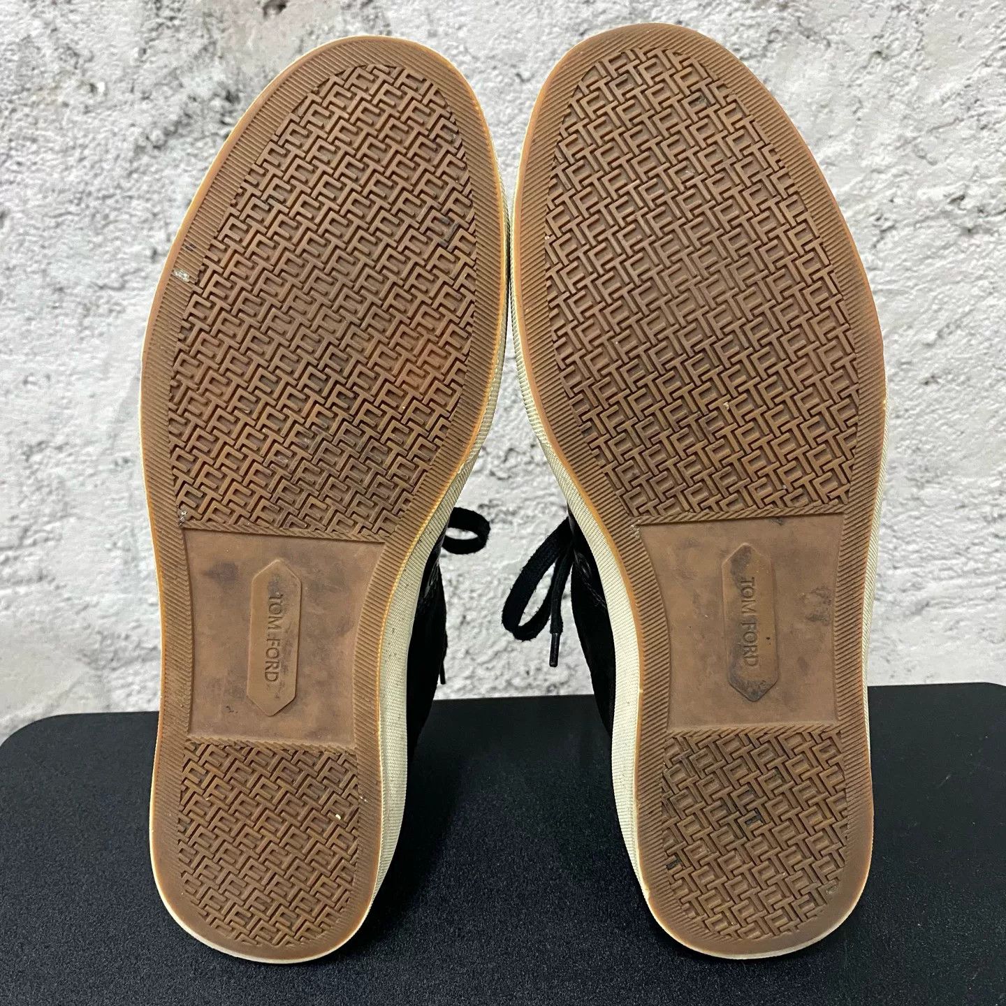Tom Ford Tom Ford Suede Mid-Top Sneakers EU 44.5 Size US 11.5 / EU 44-45 - 8 Thumbnail