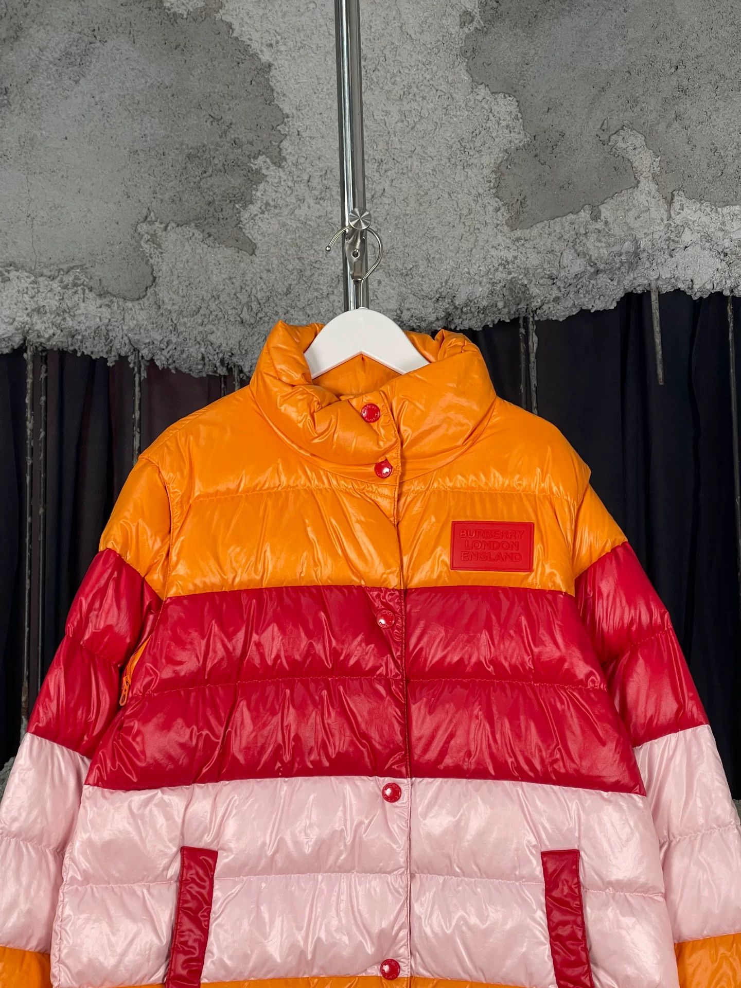 Burberry Burberry Multi-Color Puffer Jacket Size S Size S / US 4 / IT 40 - 4 Thumbnail