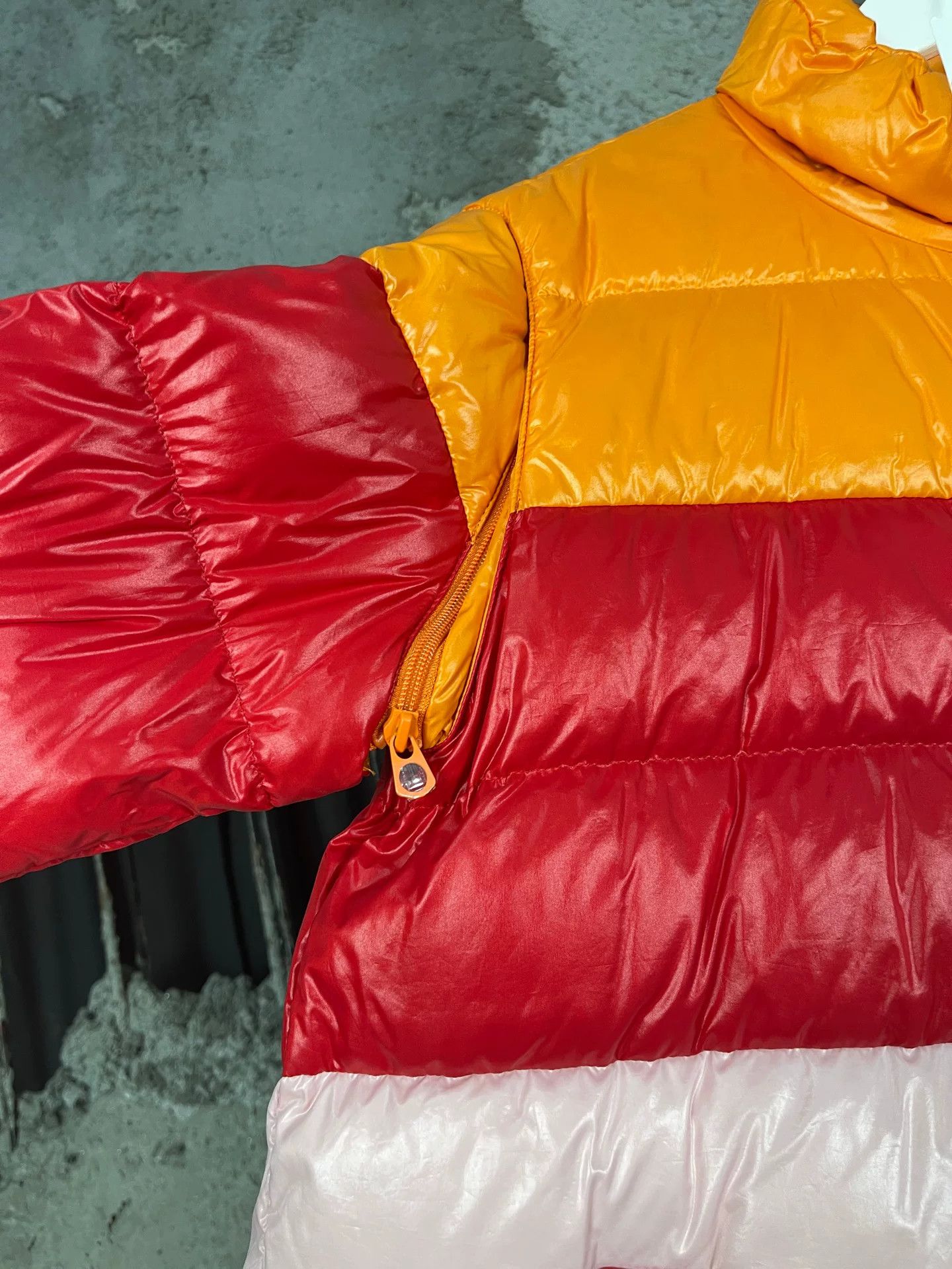 Burberry Burberry Multi-Color Puffer Jacket Size S Size S / US 4 / IT 40 - 6 Thumbnail