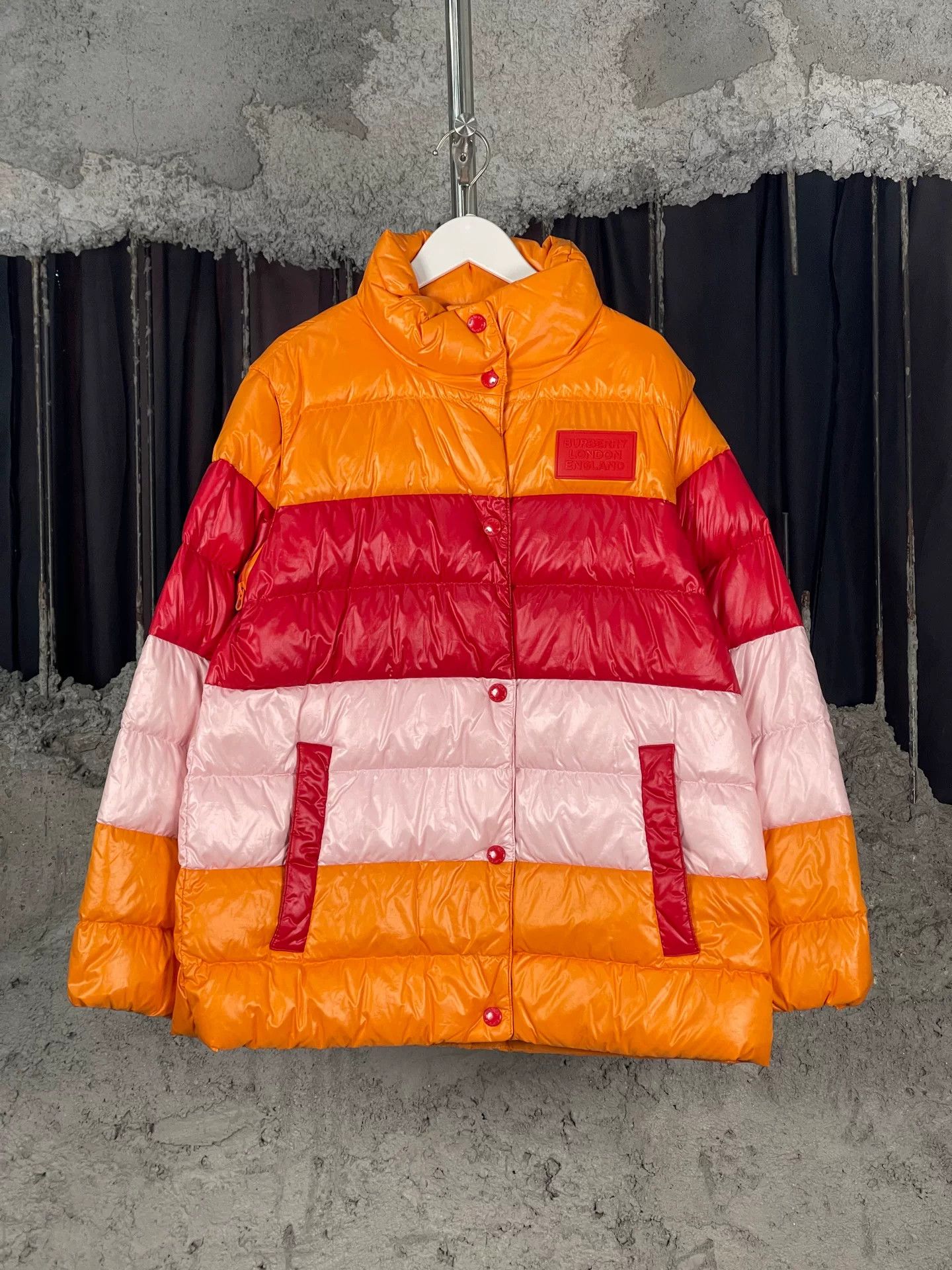 Burberry Burberry Multi-Color Puffer Jacket Size S Size S / US 4 / IT 40 - 2 Thumbnail