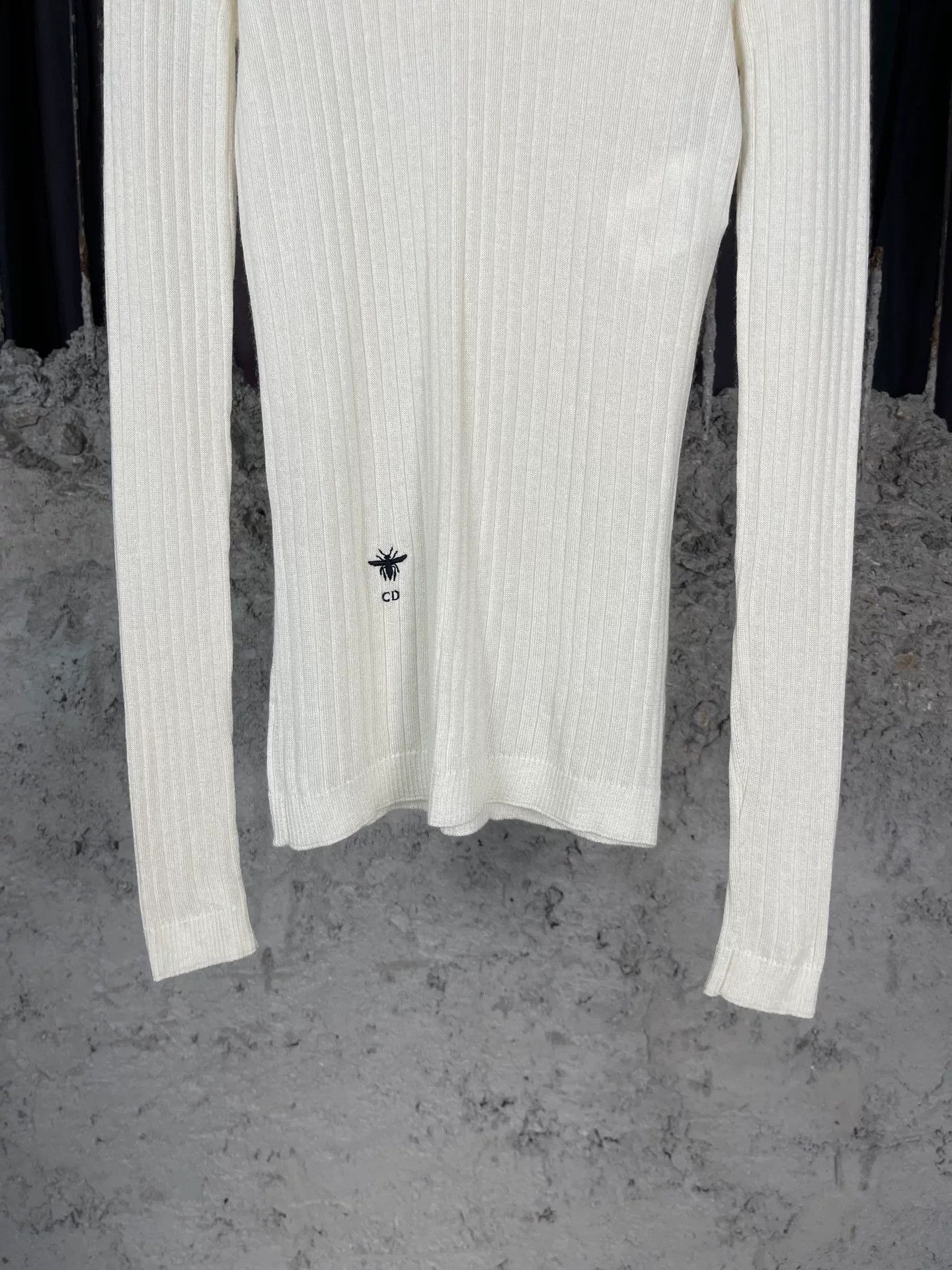 Dior Dior Bee Embroidery Ribbed Turtleneck Sweater Size 38 Size S / US 4 / IT 40 - 5 Thumbnail