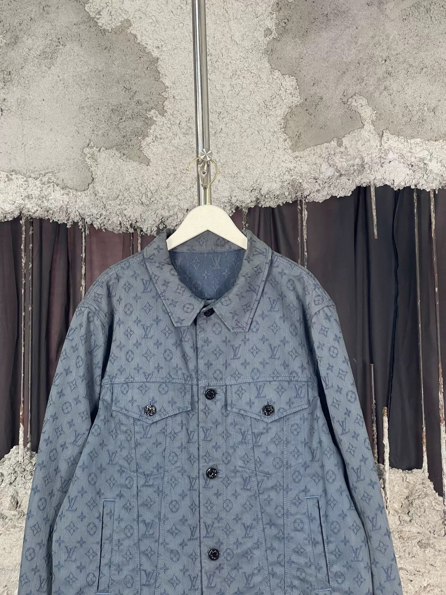 Louis Vuitton Louis Vuitton Monogram Denim Jacket Size L Size US L / EU 52-54 / 3 - 4 Thumbnail