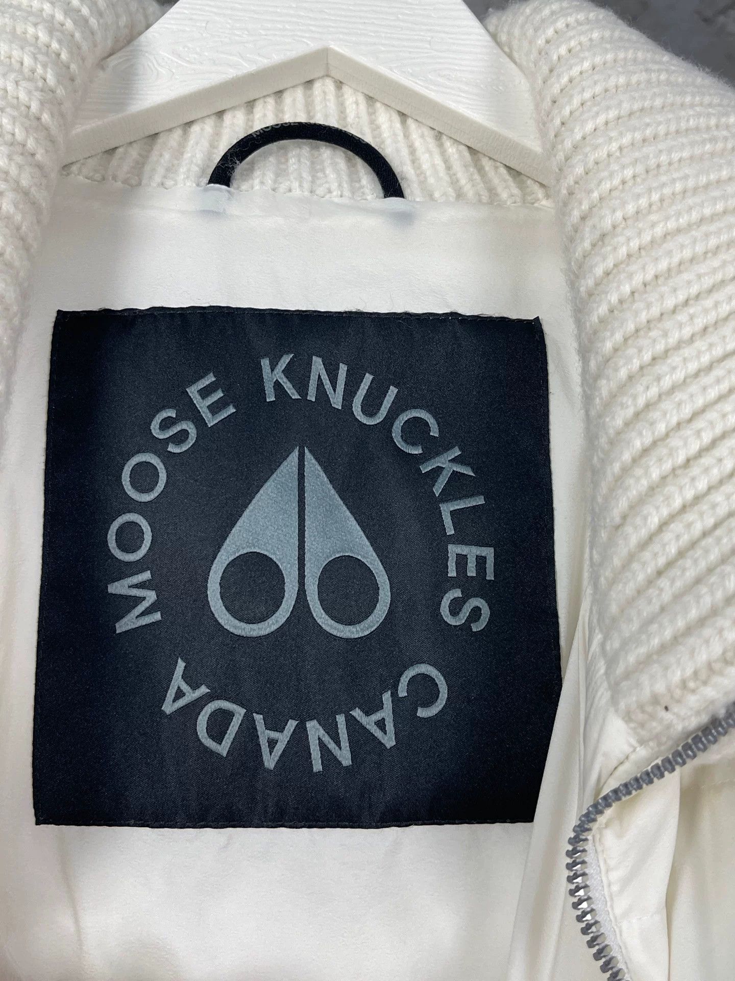Moose Knuckles Moose Knuckles White Knit Puffer Jacket Size S Size S / US 4 / IT 40 - 8 Thumbnail