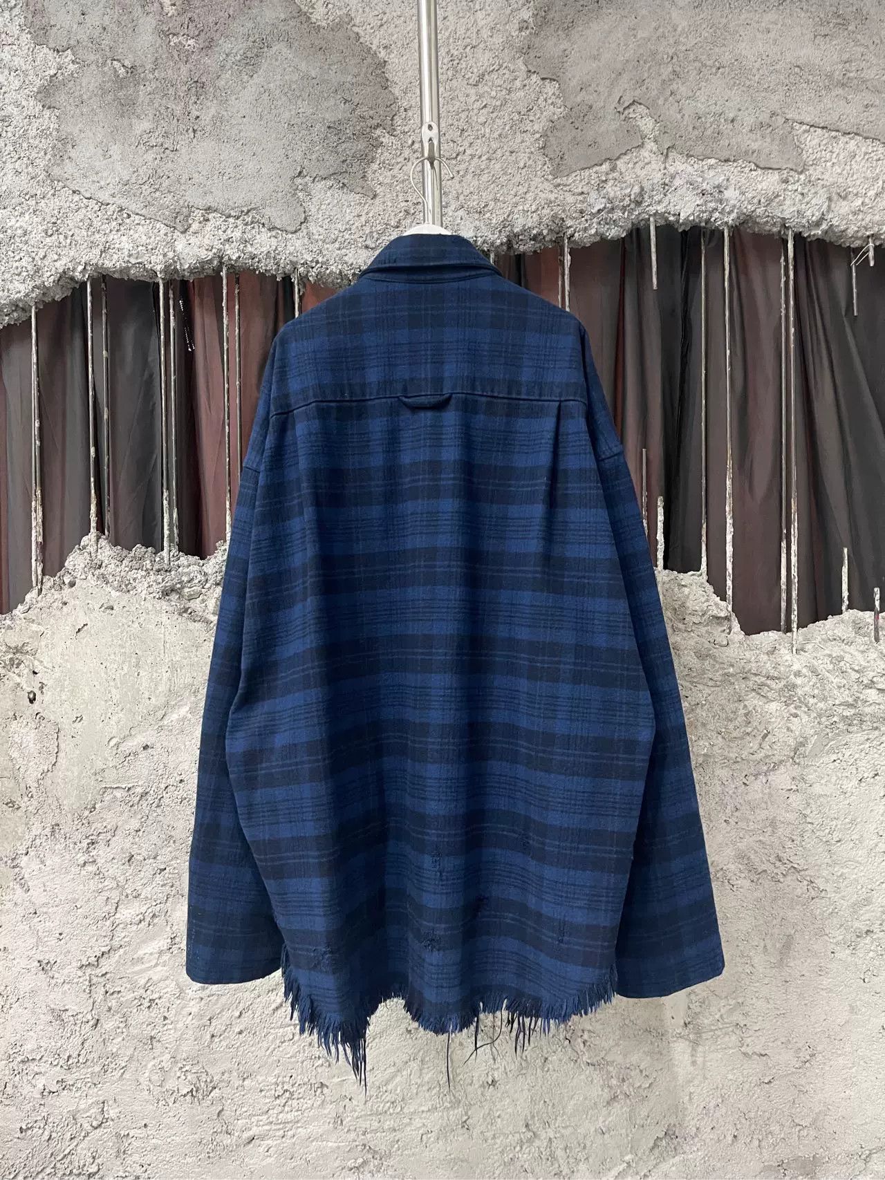 Balenciaga Balenciaga Distressed Plaid Shirt Size 2 Size US M / EU 48-50 / 2 - 3 Thumbnail