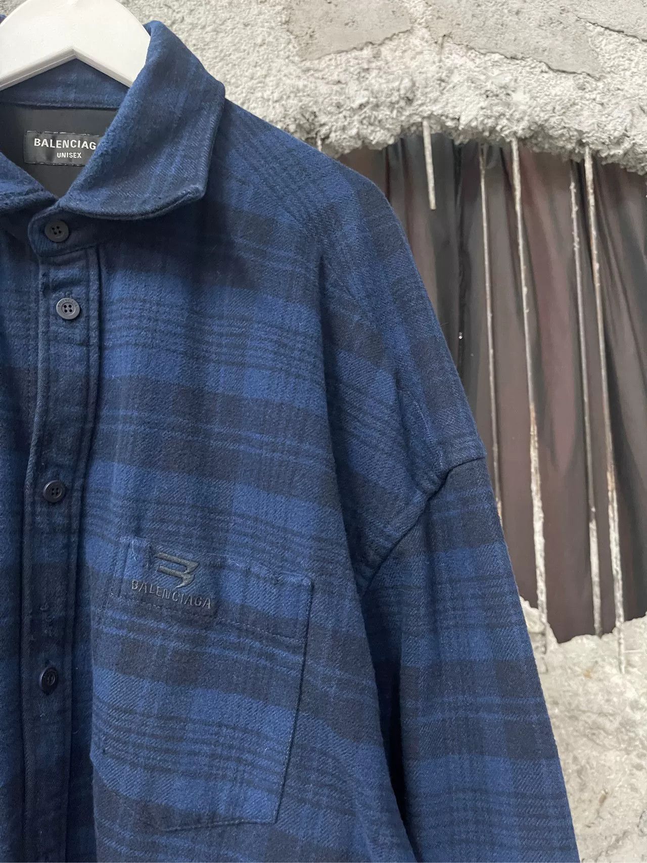 Balenciaga Balenciaga Distressed Plaid Shirt Size 2 Size US M / EU 48-50 / 2 - 6 Thumbnail