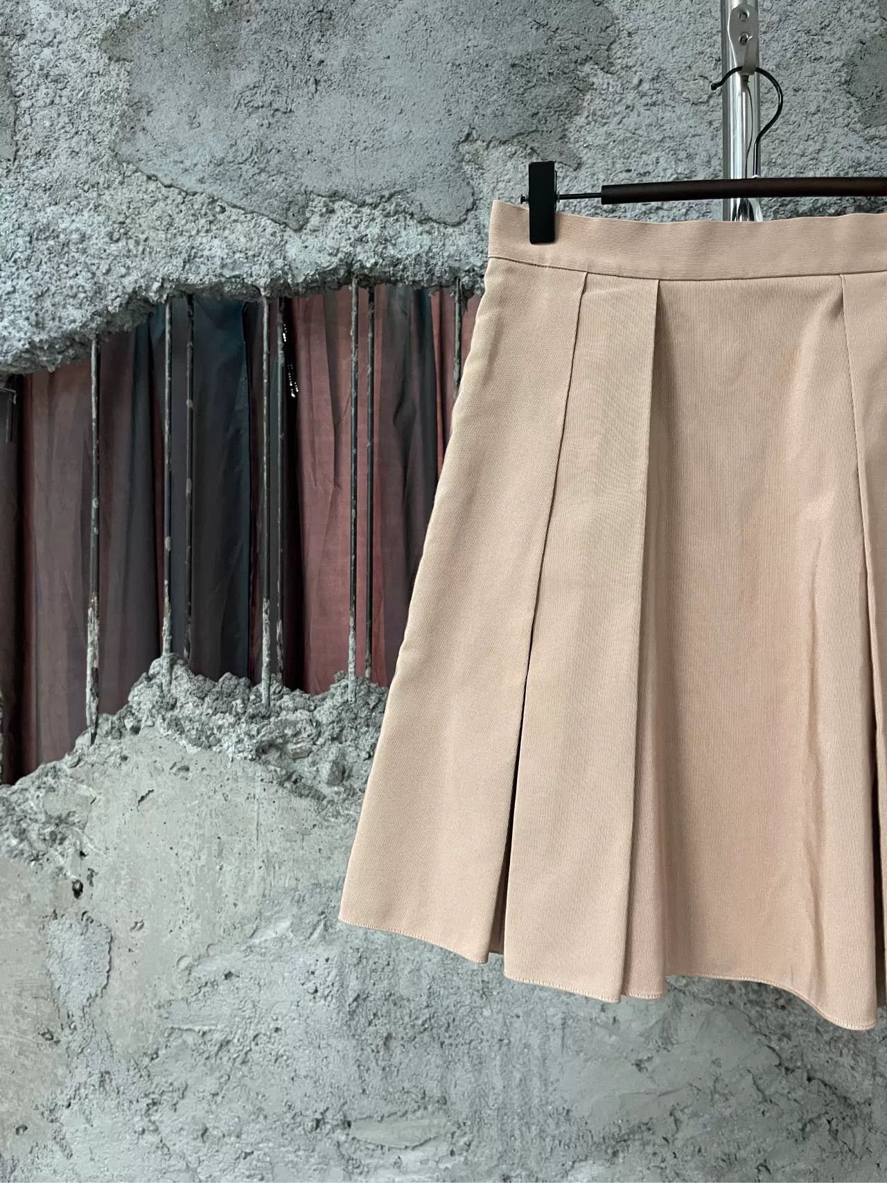 Dior Dior Pleated Mini Skirt Size 38 Size 27" / US 4 / IT 40 - 4 Thumbnail