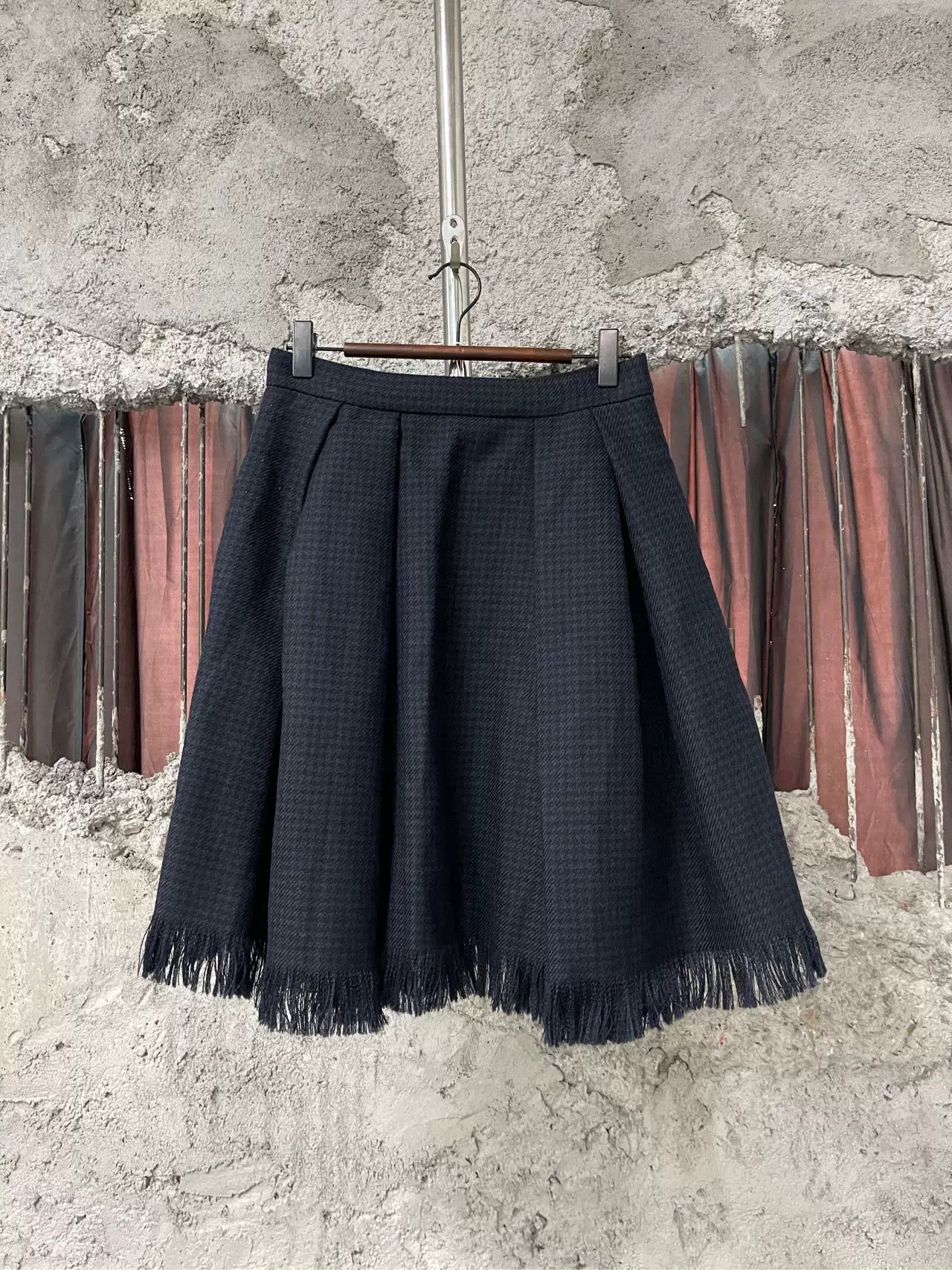 Dior Christian Dior Wool Fringed Skirt Size 36 Size 26" / US 2 / IT 38 - 2 Thumbnail