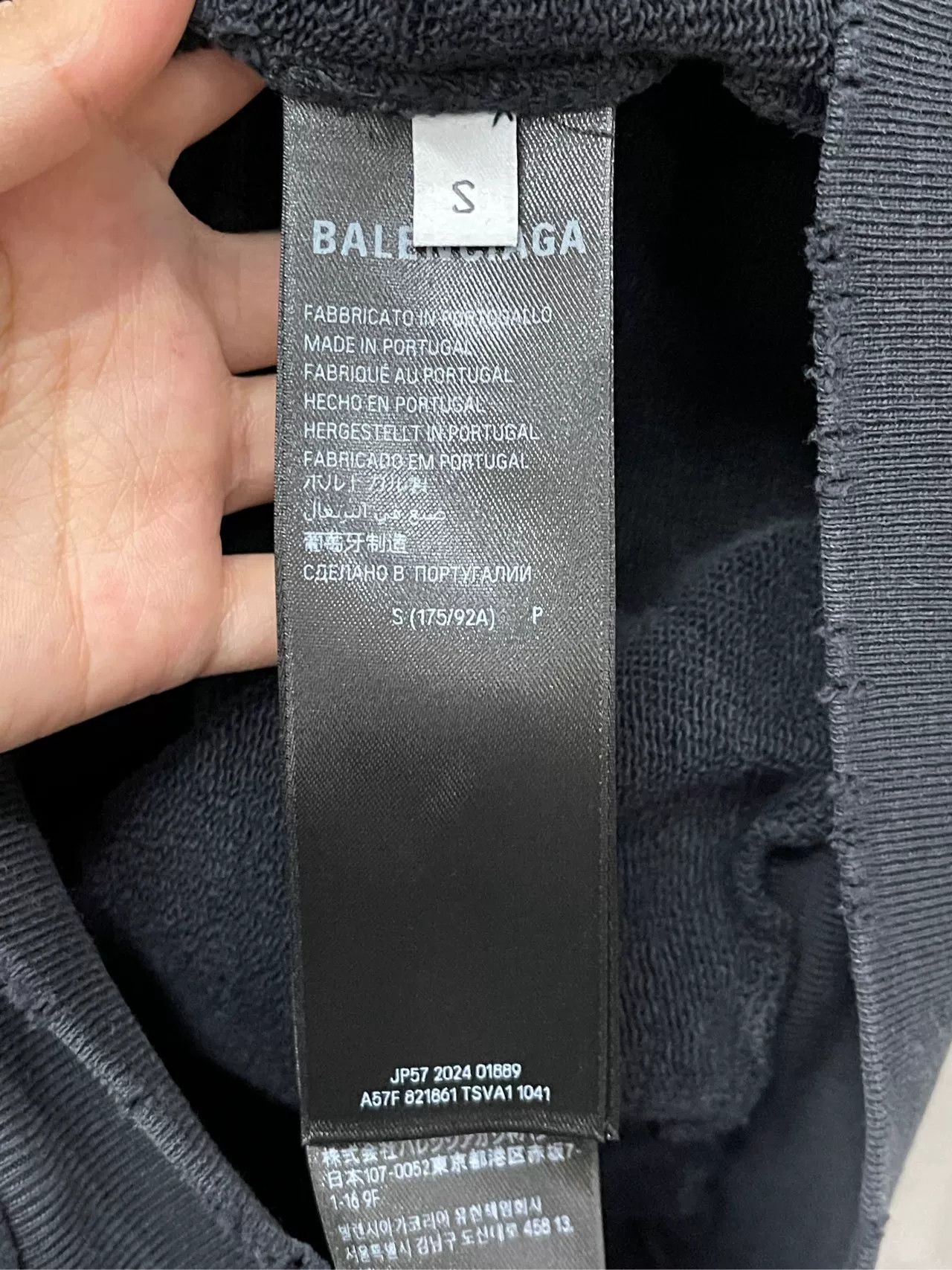 Balenciaga Balenciaga Distressed Logo Hoodie Size M Size US M / EU 48-50 / 2 - 8 Thumbnail