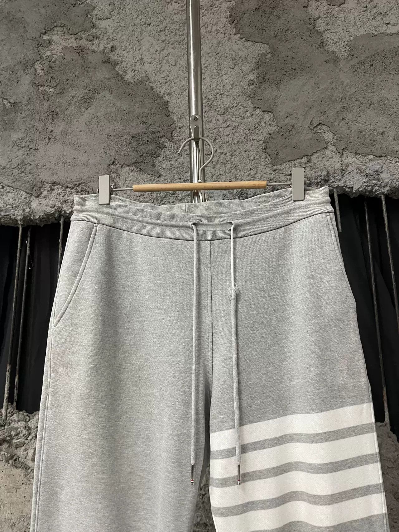 Thom Browne Thom Browne 4-Bar Sweatpants Size 1 Size US 30 / EU 46 - 4 Thumbnail