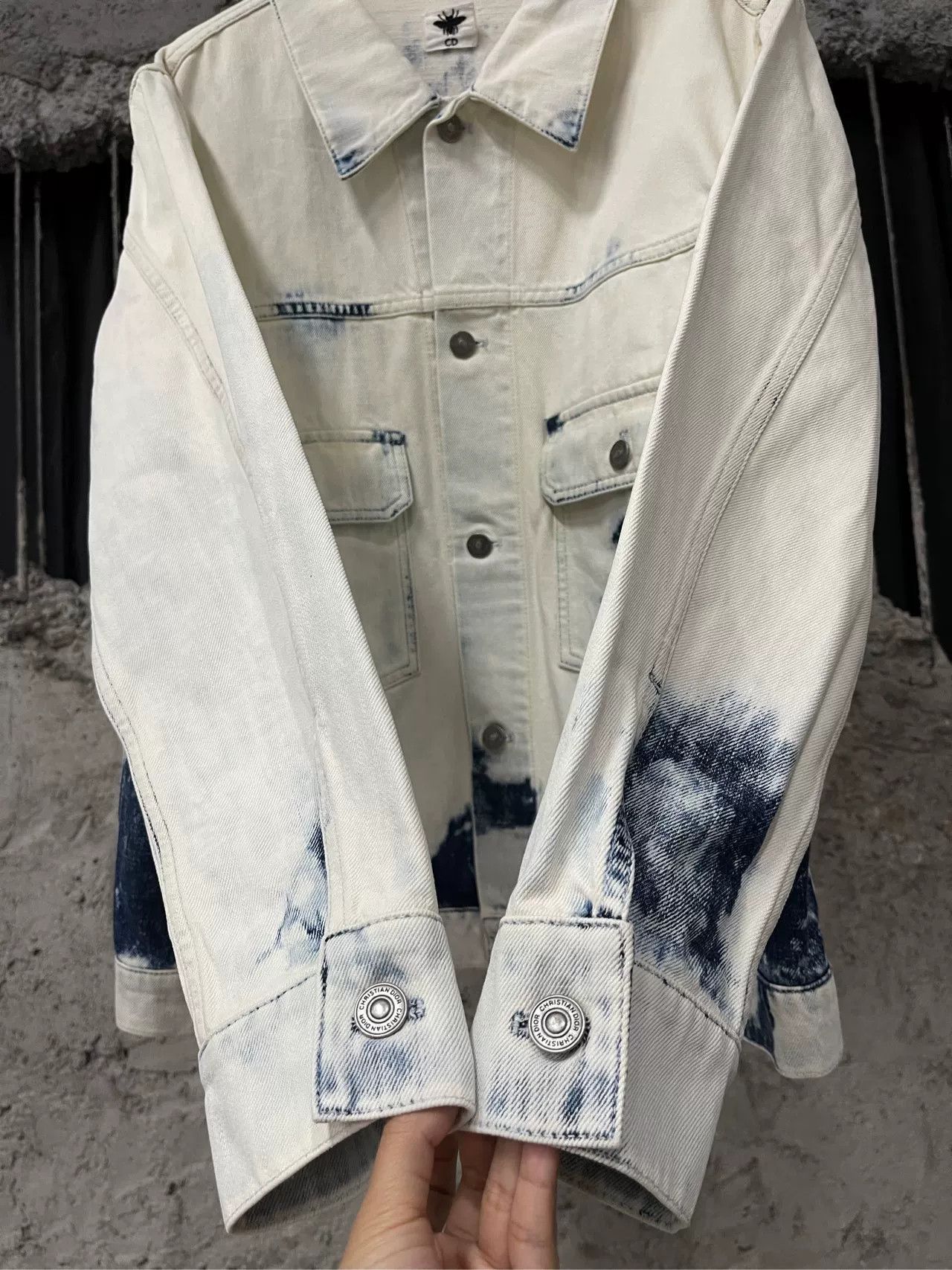 Dior Dior Tie-Dye Bee Denim Jacket Size 38 Size S / US 4 / IT 40 - 6 Thumbnail