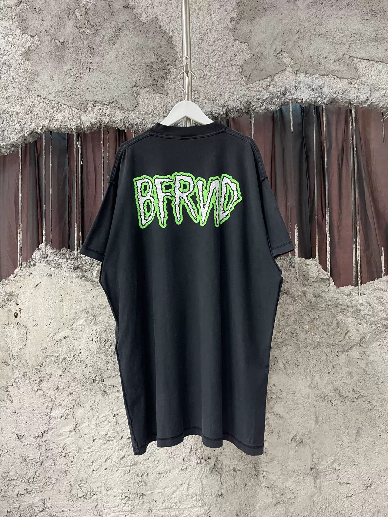 Balenciaga Balenciaga x BFRND Graphic T-Shirt Size M Size US M / EU 48-50 / 2 - 3 Thumbnail