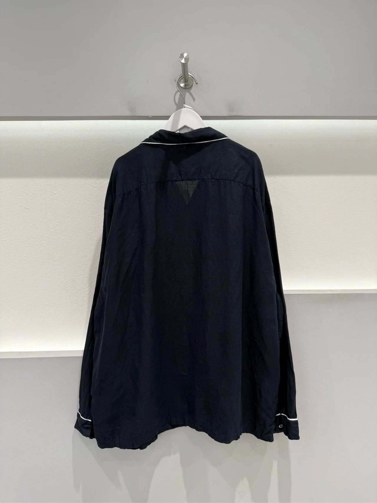 Prada Prada Logo Patch Button Up Shirt Size L Size US L / EU 52-54 / 3 - 3 Thumbnail