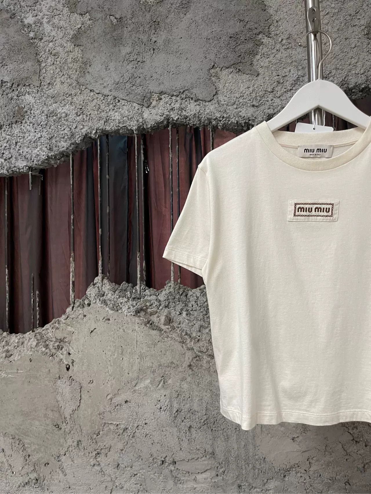 Miu Miu Miu Miu Embroidered Logo T-Shirt Size M Size M / US 6-8 / IT 42-44 - 4 Thumbnail